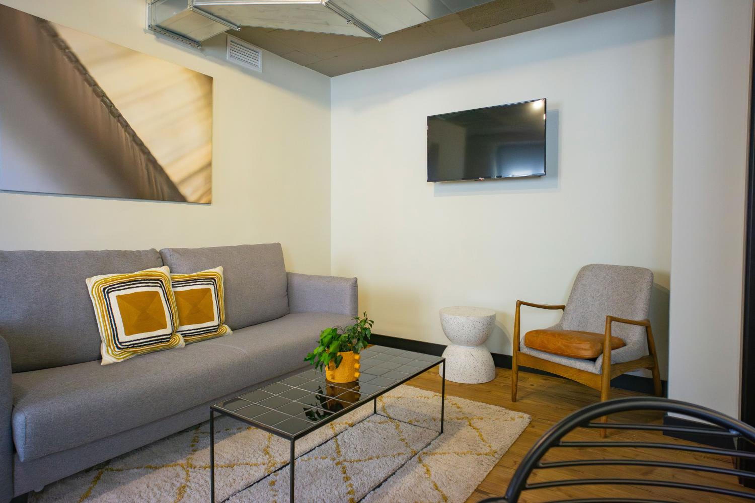 BUBU Apartments By Exclusive Homes