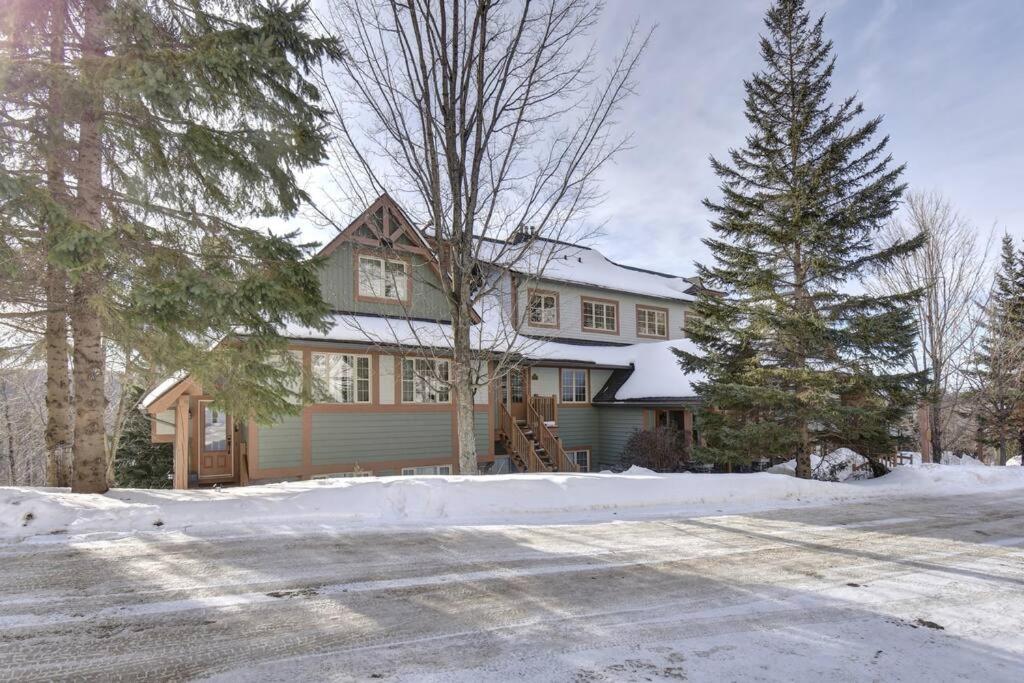 Les Falaises Mont Tremblant Luxury Ski Retreat
