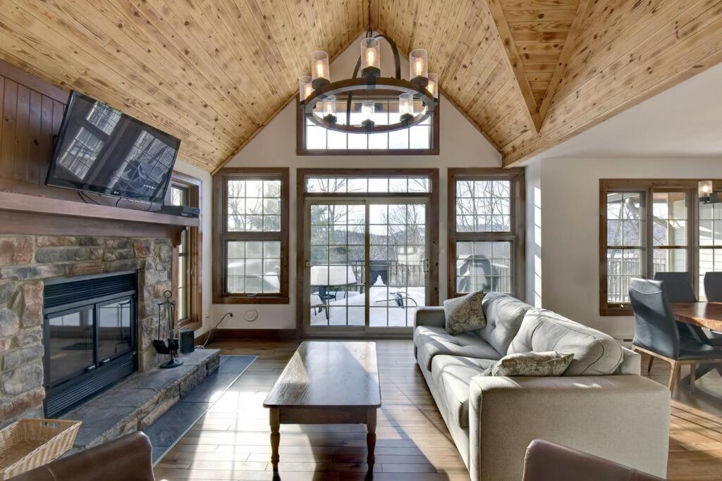 Les Falaises Mont Tremblant Luxury Ski Retreat