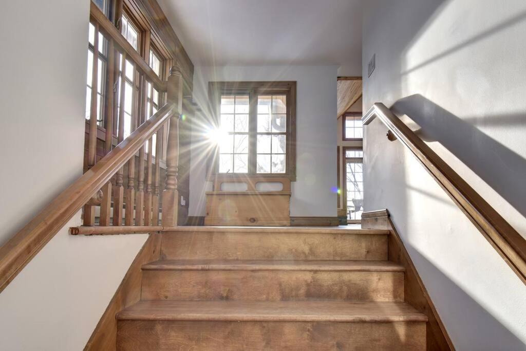 Les Falaises Mont Tremblant Luxury Ski Retreat
