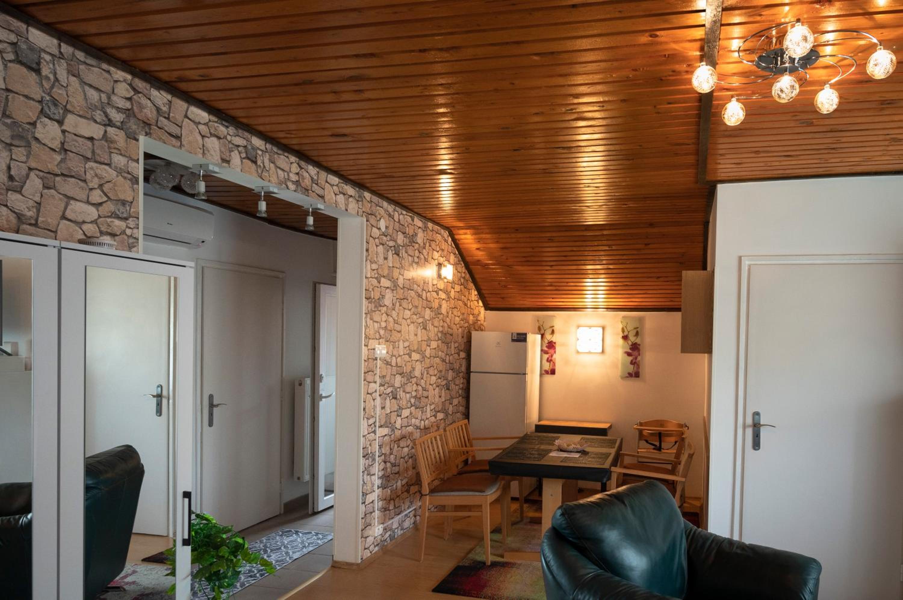Dózsa Apartman