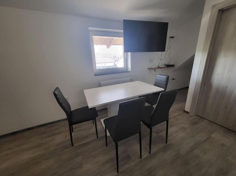Jack apartments