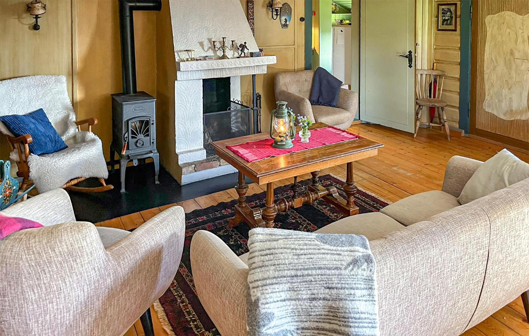 Three-Bedroom Holiday Home In Sjusjoen view 4