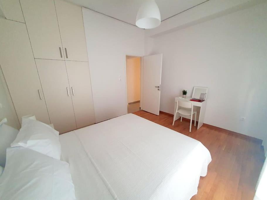 George's Cozy 60m2 Apartment 7' Metro