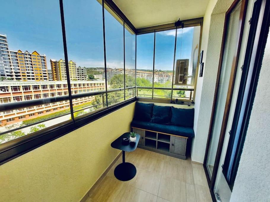 Elegance Estate - free parking