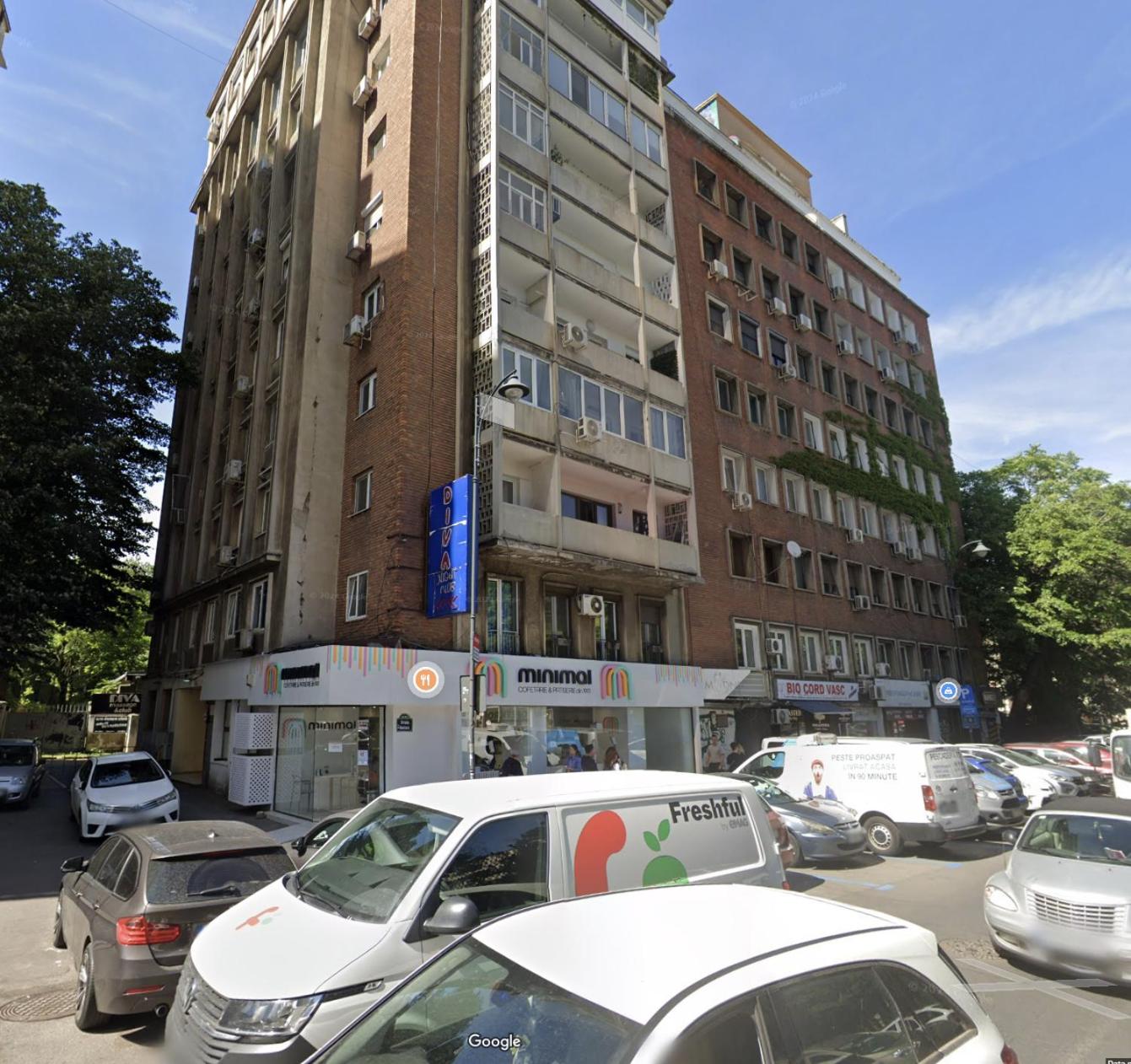 The Theatre-Ultracentral Deluxe Apartment