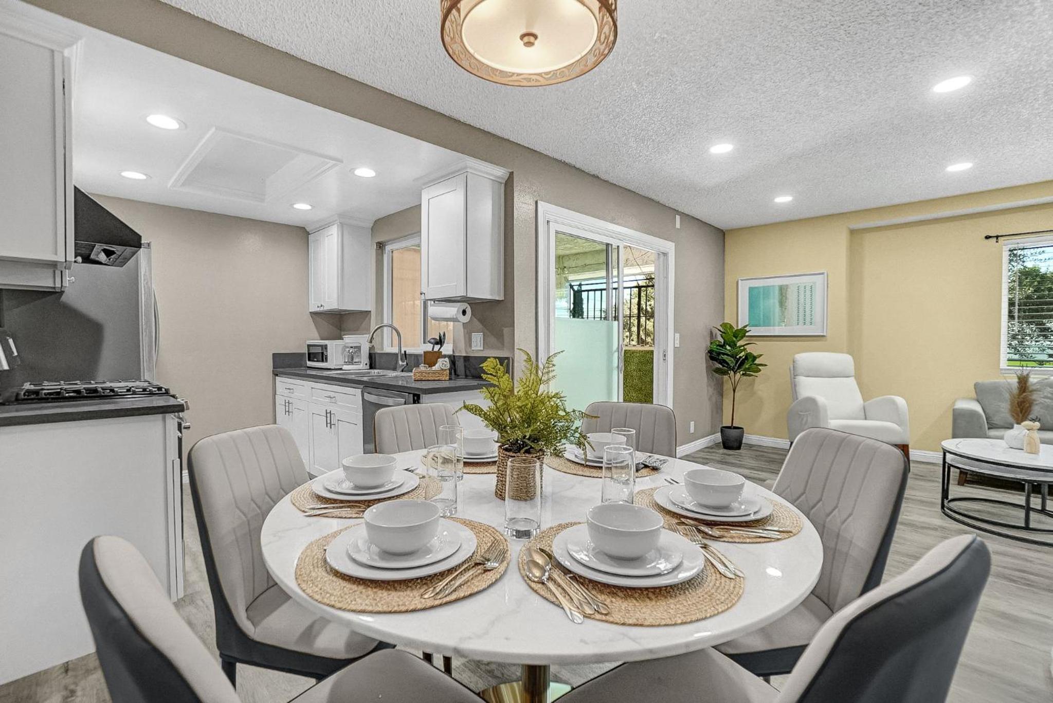 3BR/3BA Townhouse in El Monte - Property Image 15