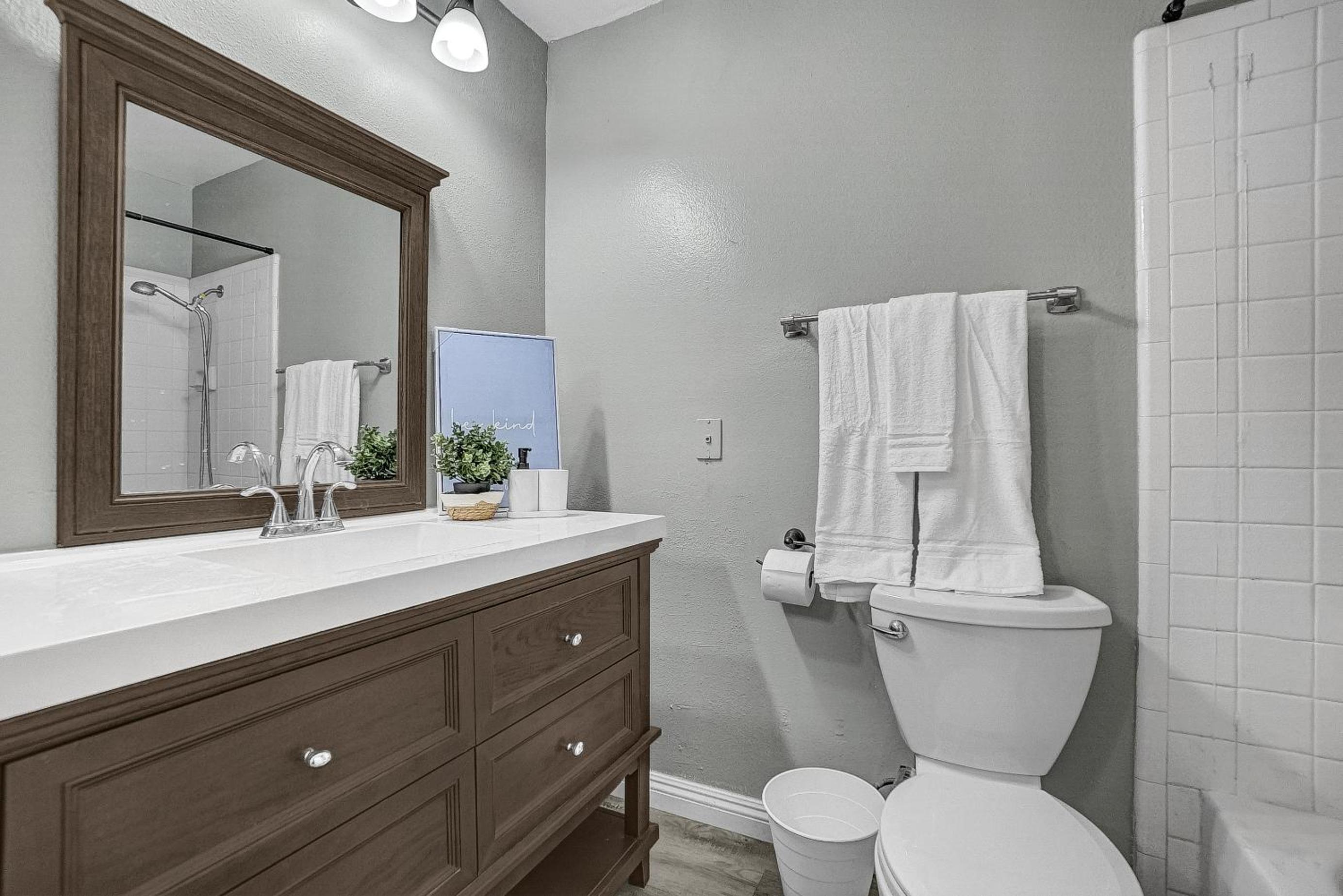 3BR/3BA Townhouse in El Monte - Property Image 35