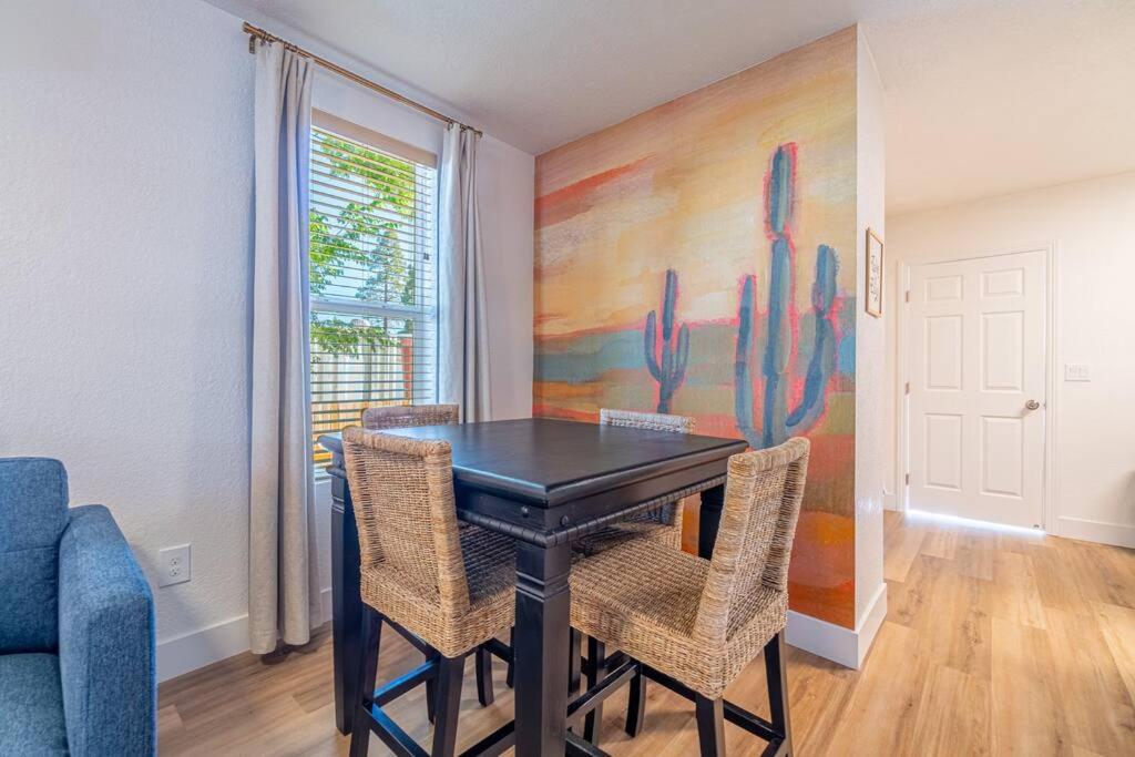 Charming 2BR in Reno with Cozy Patio Pets Welcome view 5