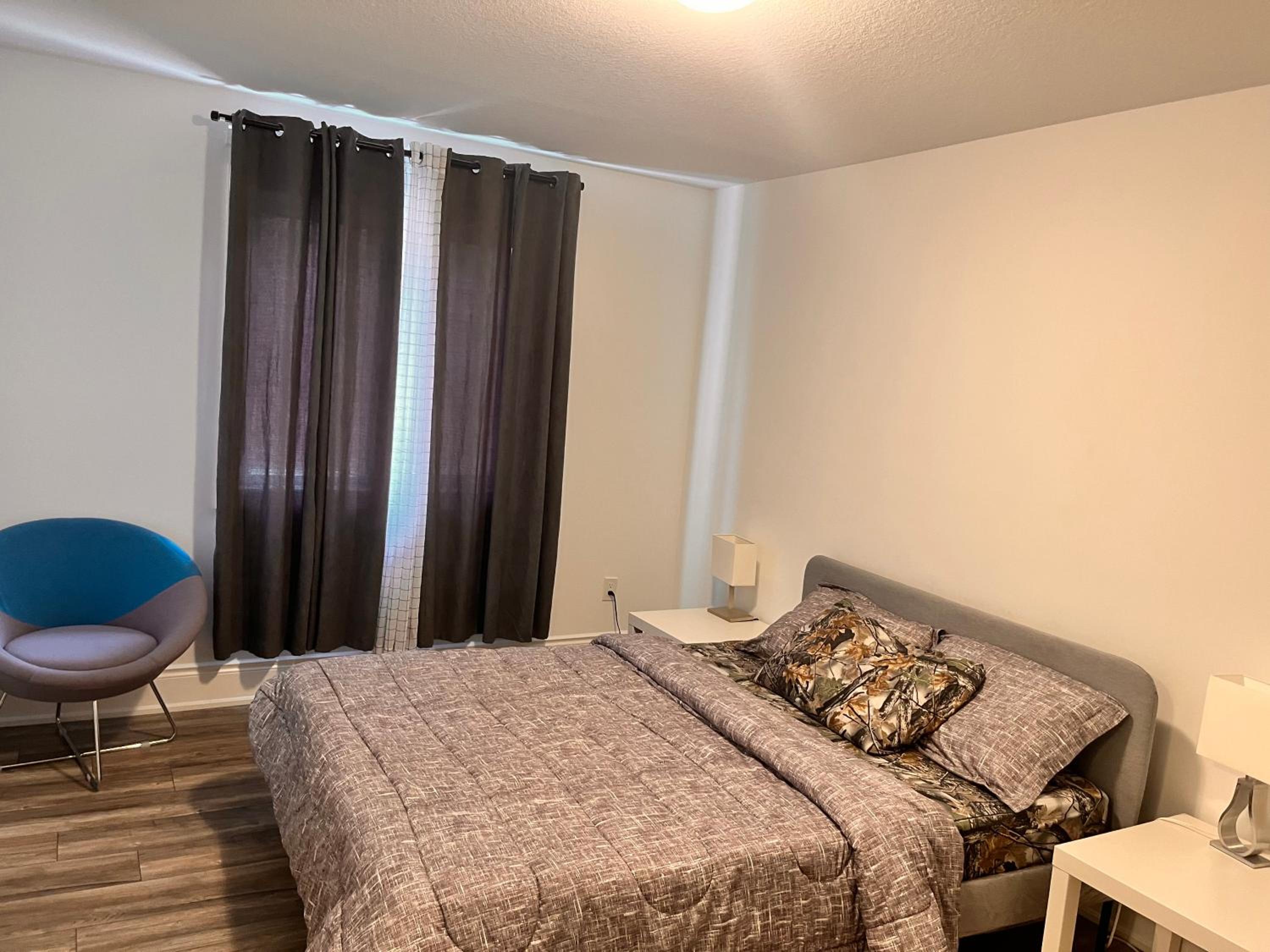 Beautifully furnished whole house, 4 bedroom , 4 washrooms with new furnitures