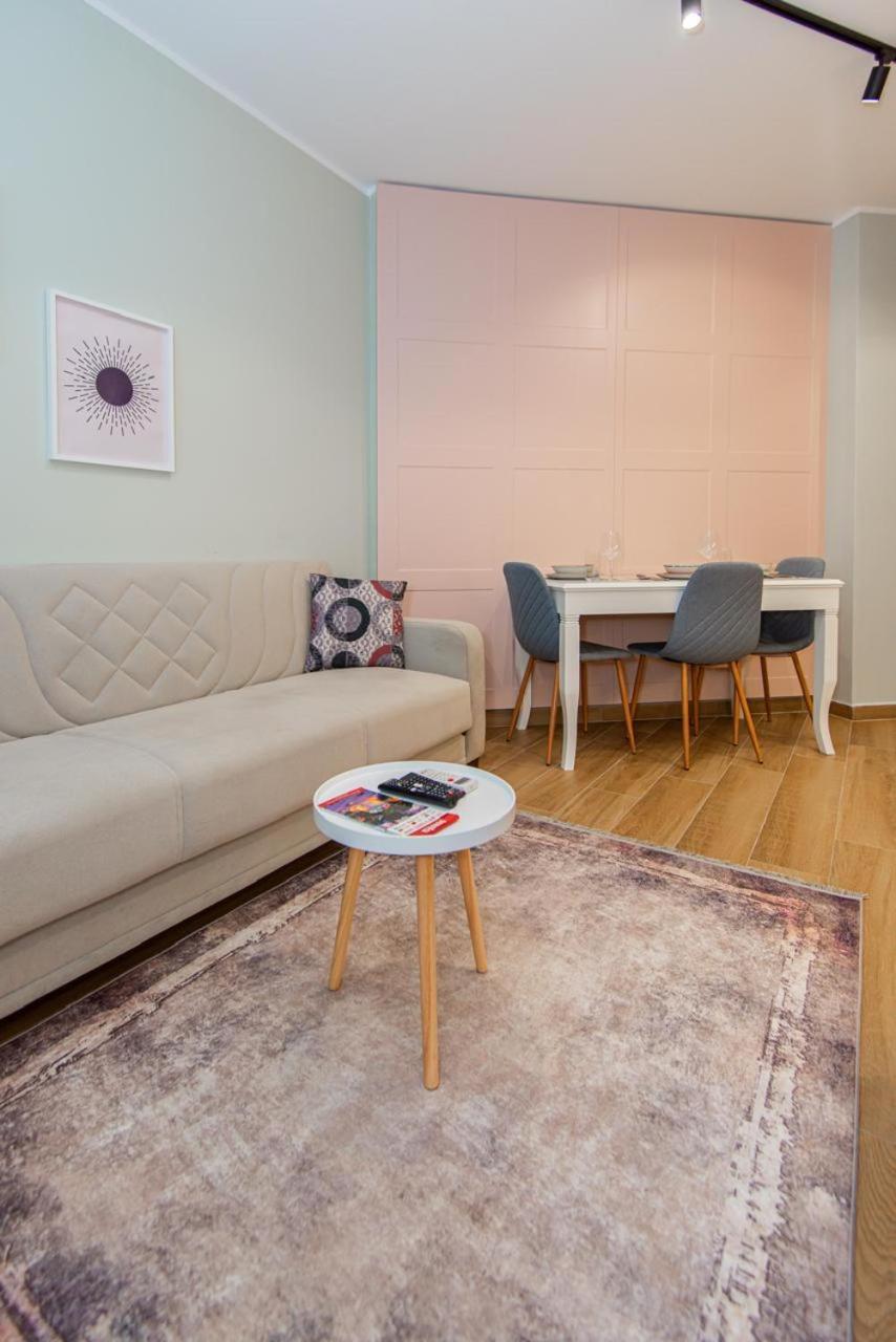 Loris Apartaments 301