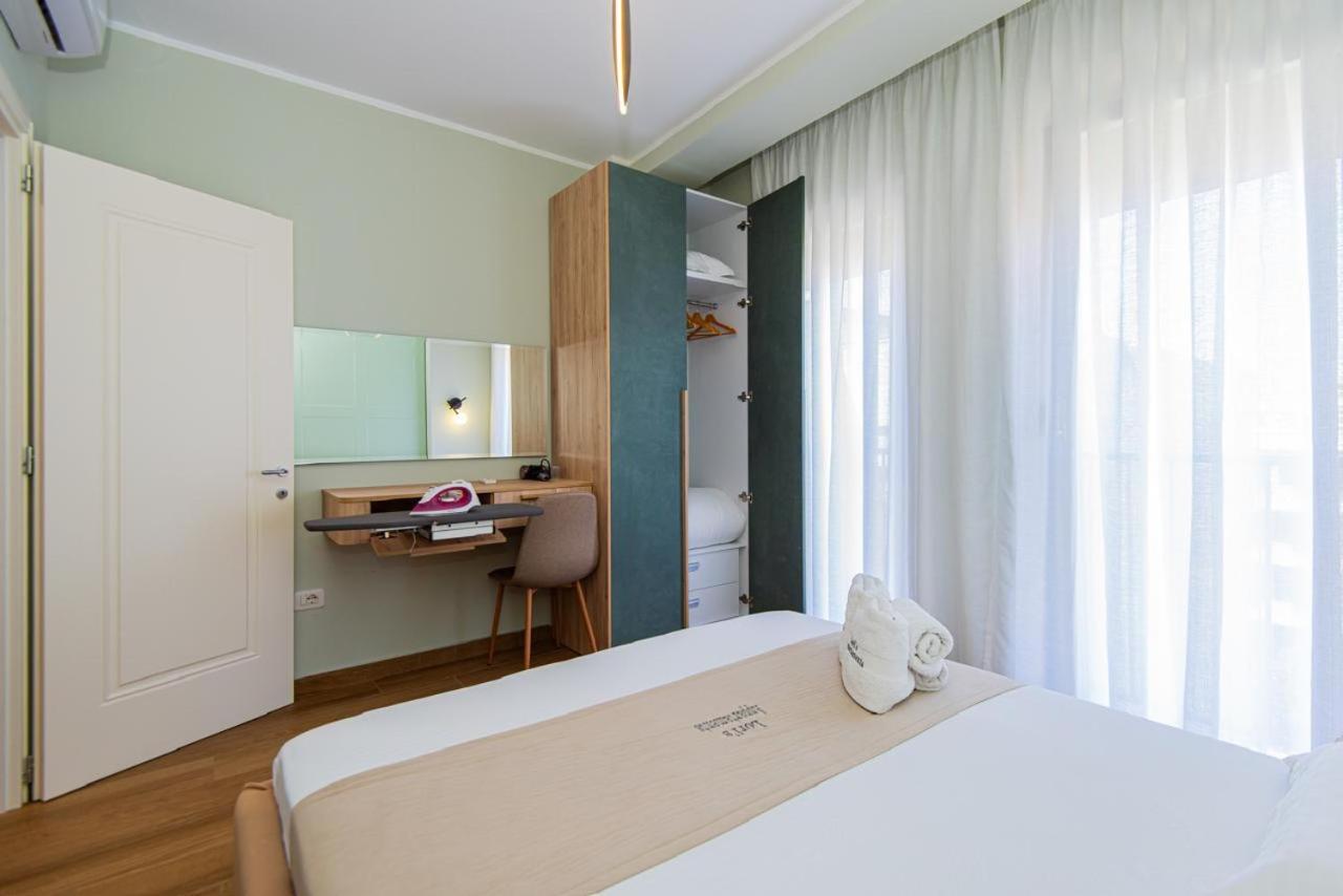 Loris Apartaments 301