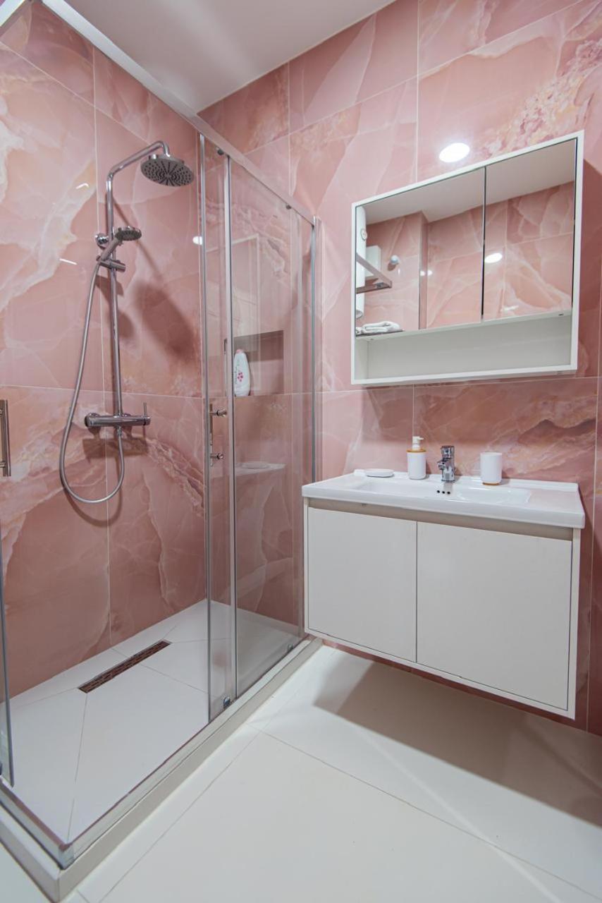 Loris Apartaments 301