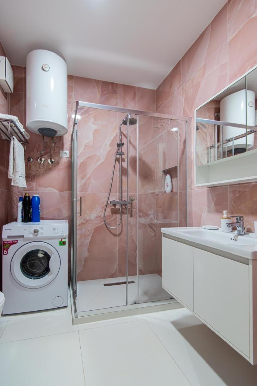 Loris Apartaments 301