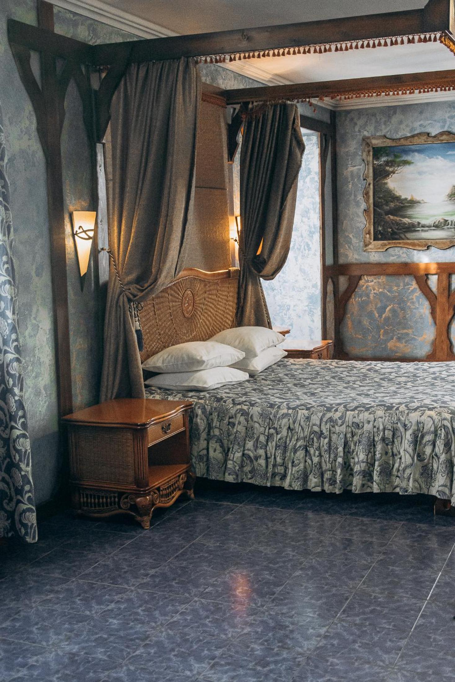 Vyshegrad Castle Hotel view 3