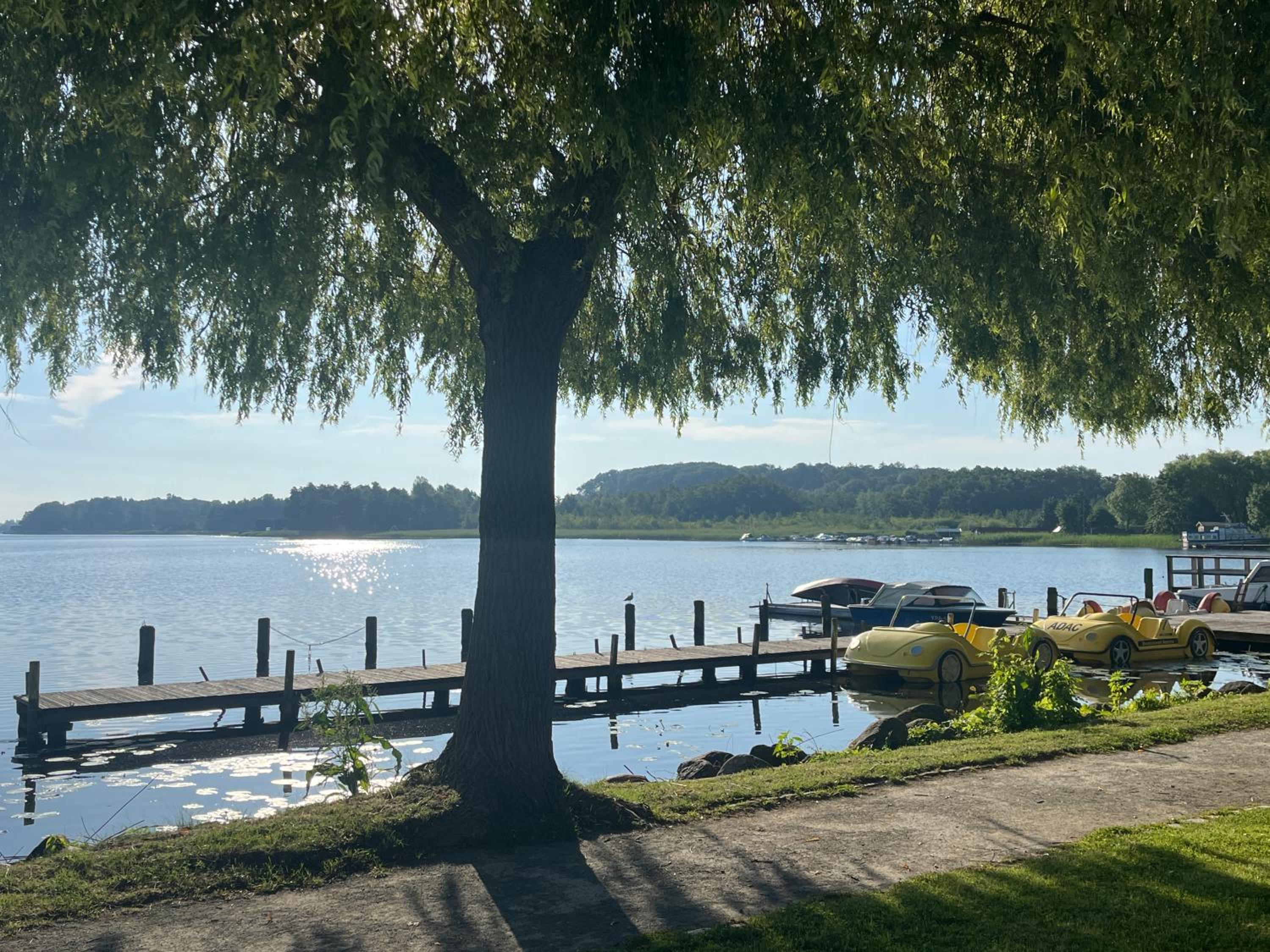 Exklusive 5 Sterne Seeresidenz, Sauna, See, Hund