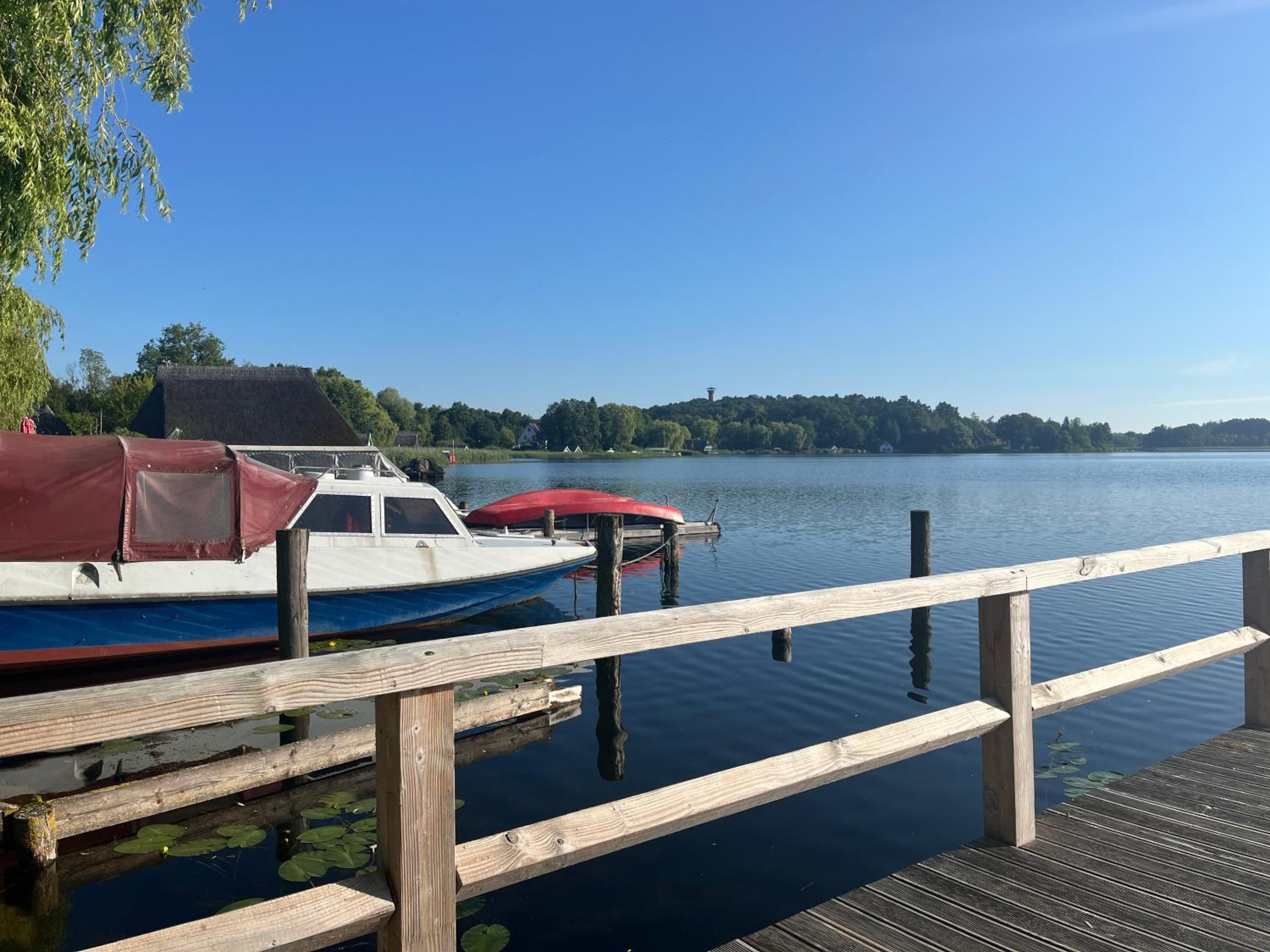 Exklusive 5 Sterne Seeresidenz, Sauna, See, Hund