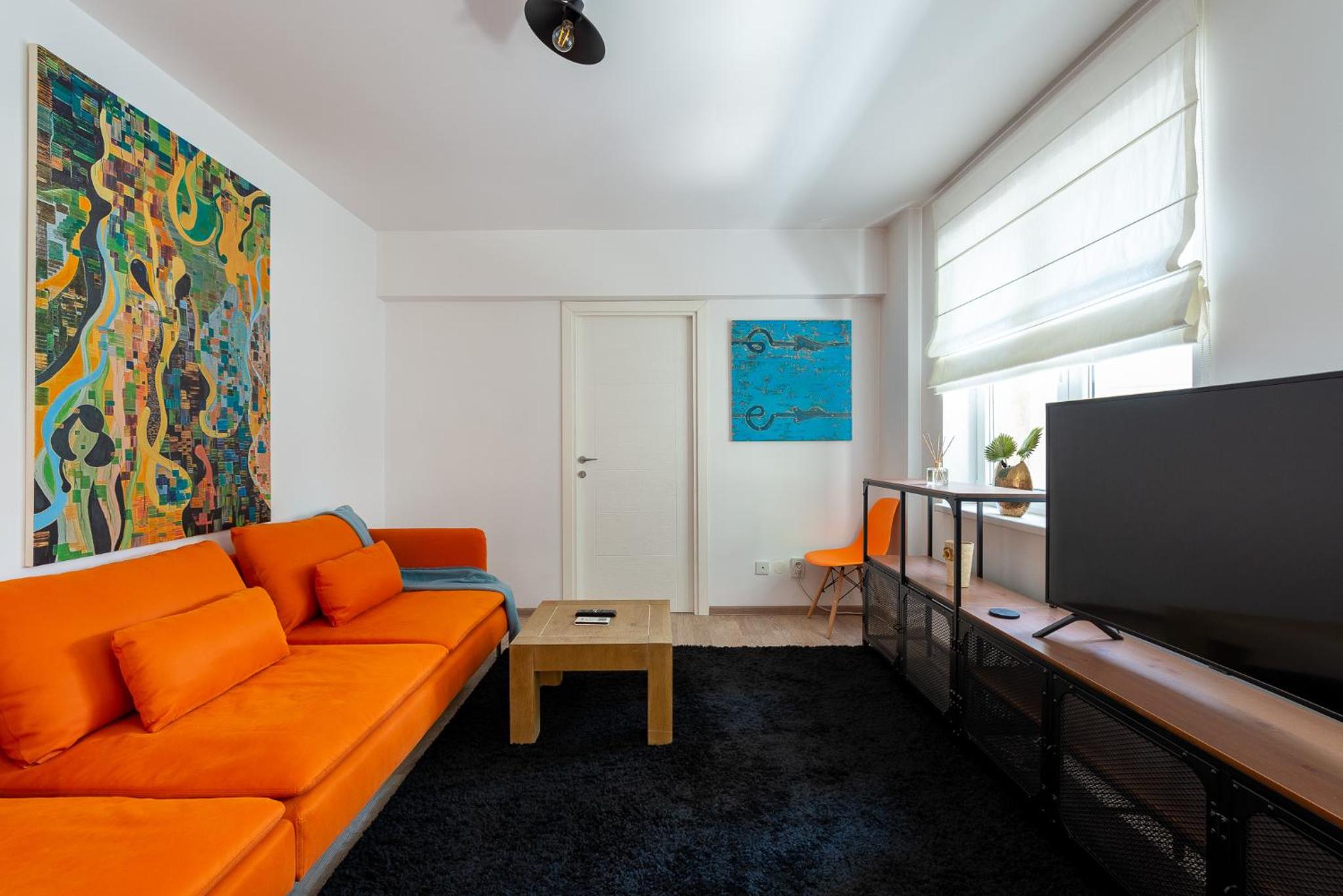 The Theatre-Ultracentral Deluxe Apartment