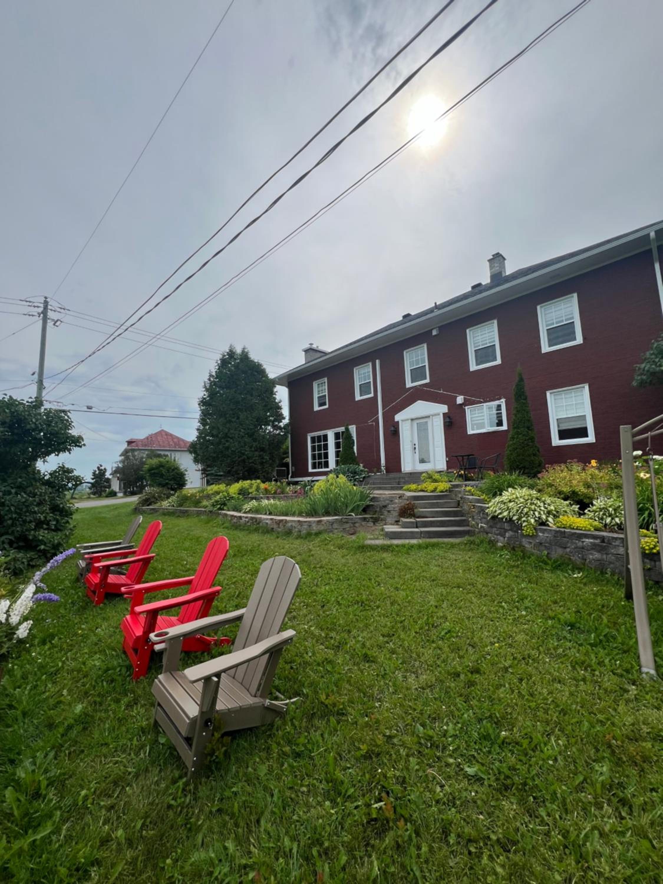 La Maison Rouge - Bed & Breakfast - La Pocatière