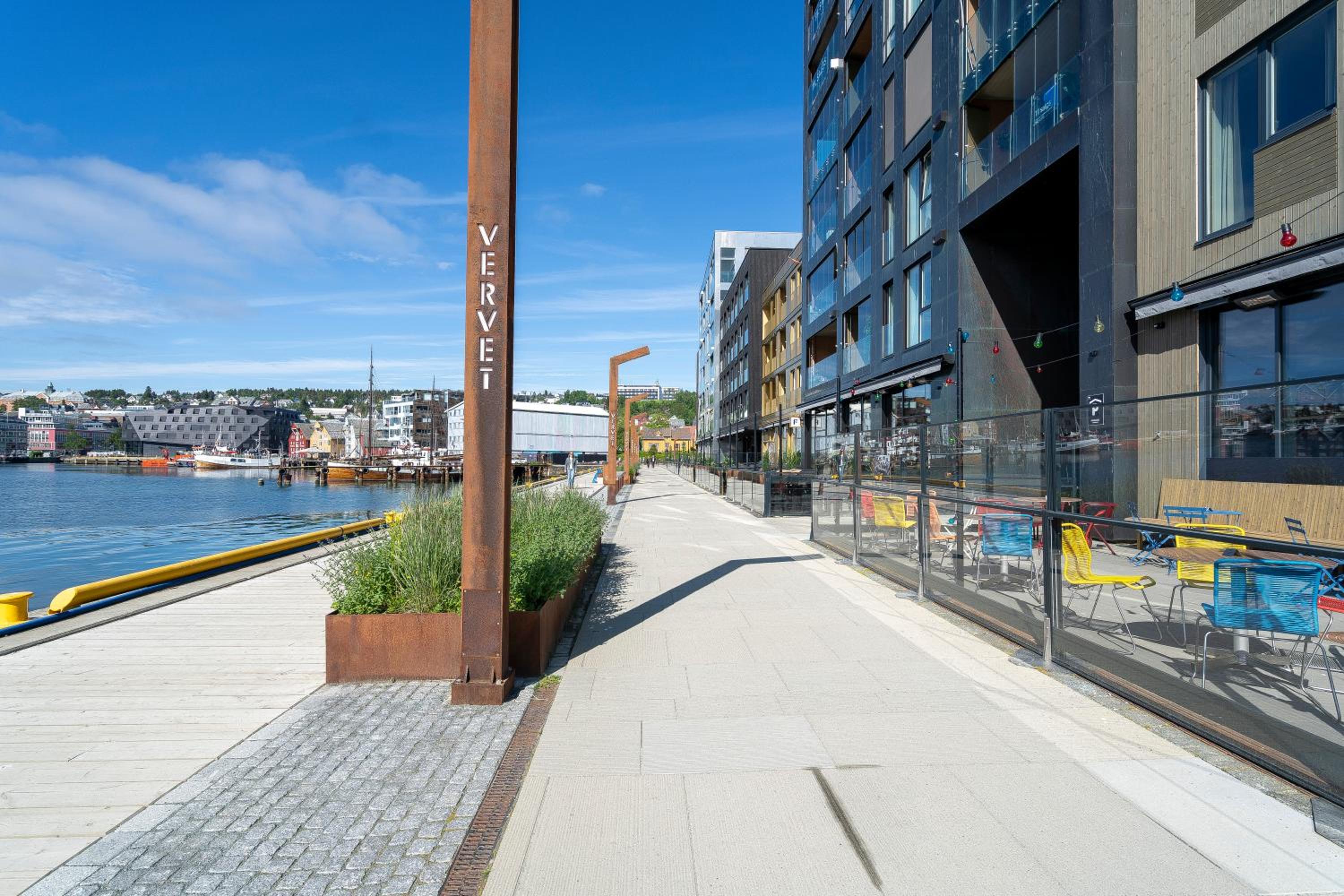 Sleek 1BD Apt with Sea View & balcony central view 5