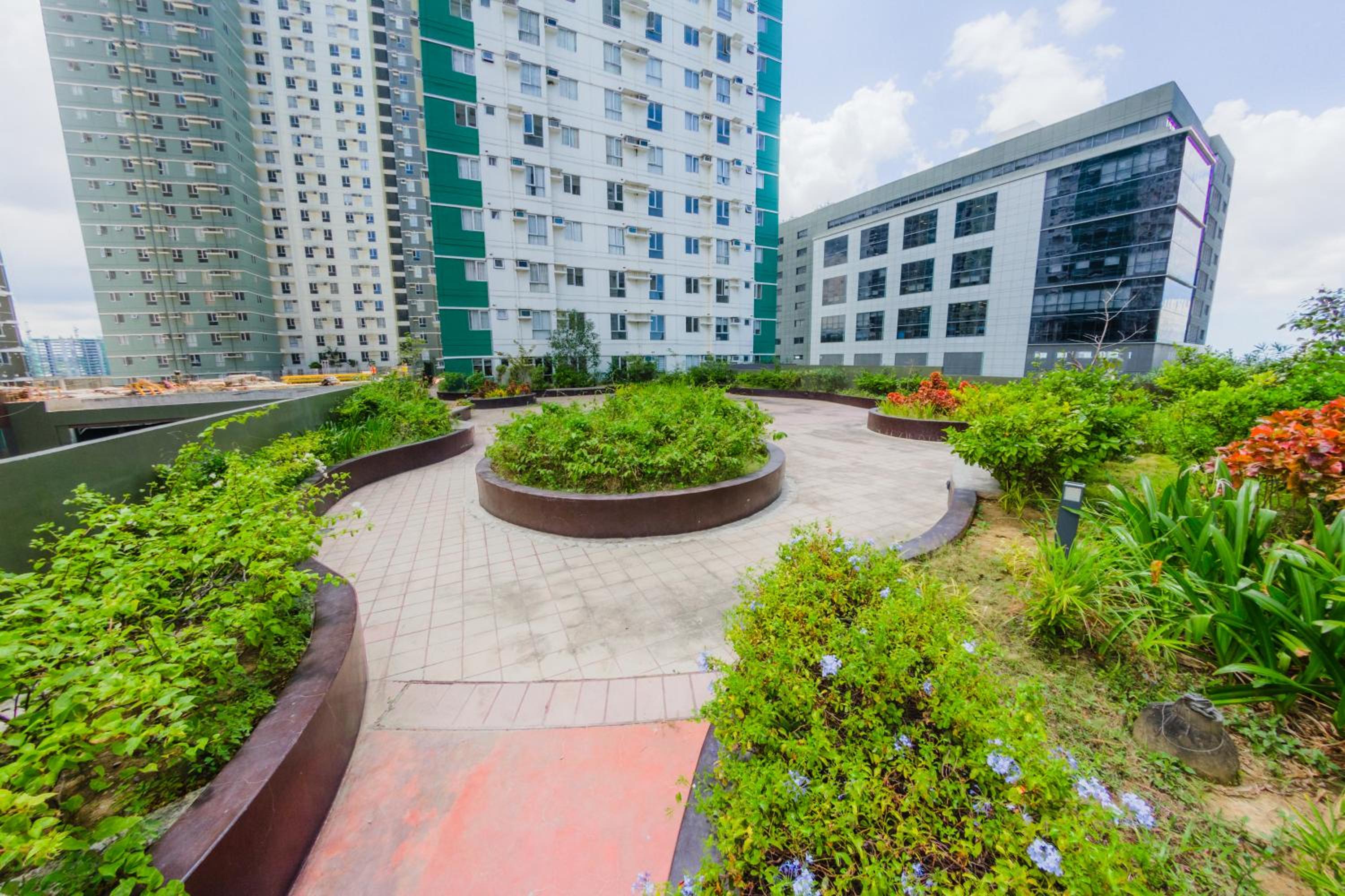 Avida Towers Riala Tower 1, Stylish Resort Theme 1BR, Cebu IT Park view 3