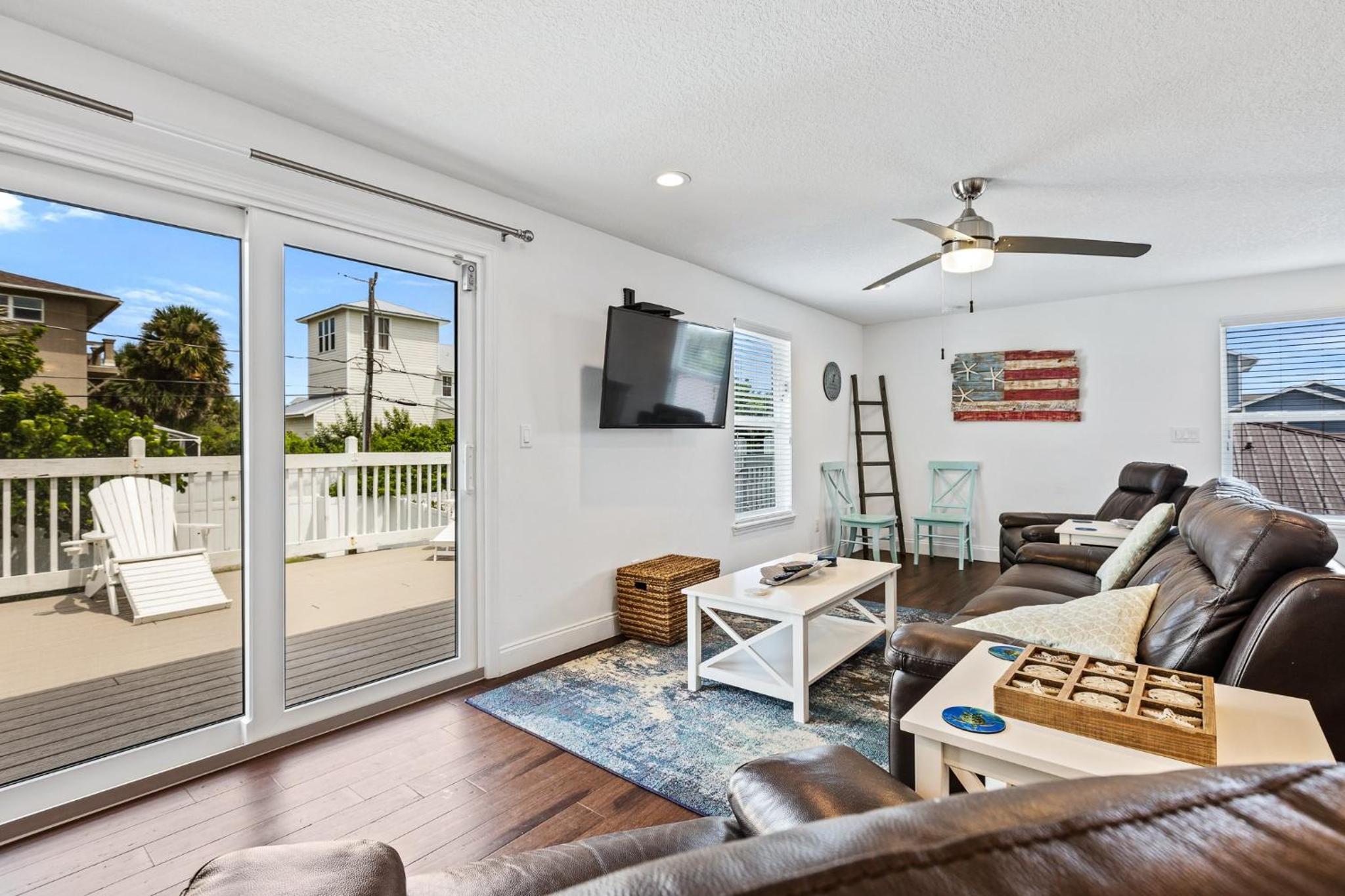 Gorgeous home with pool Walk to car free beach 4717S