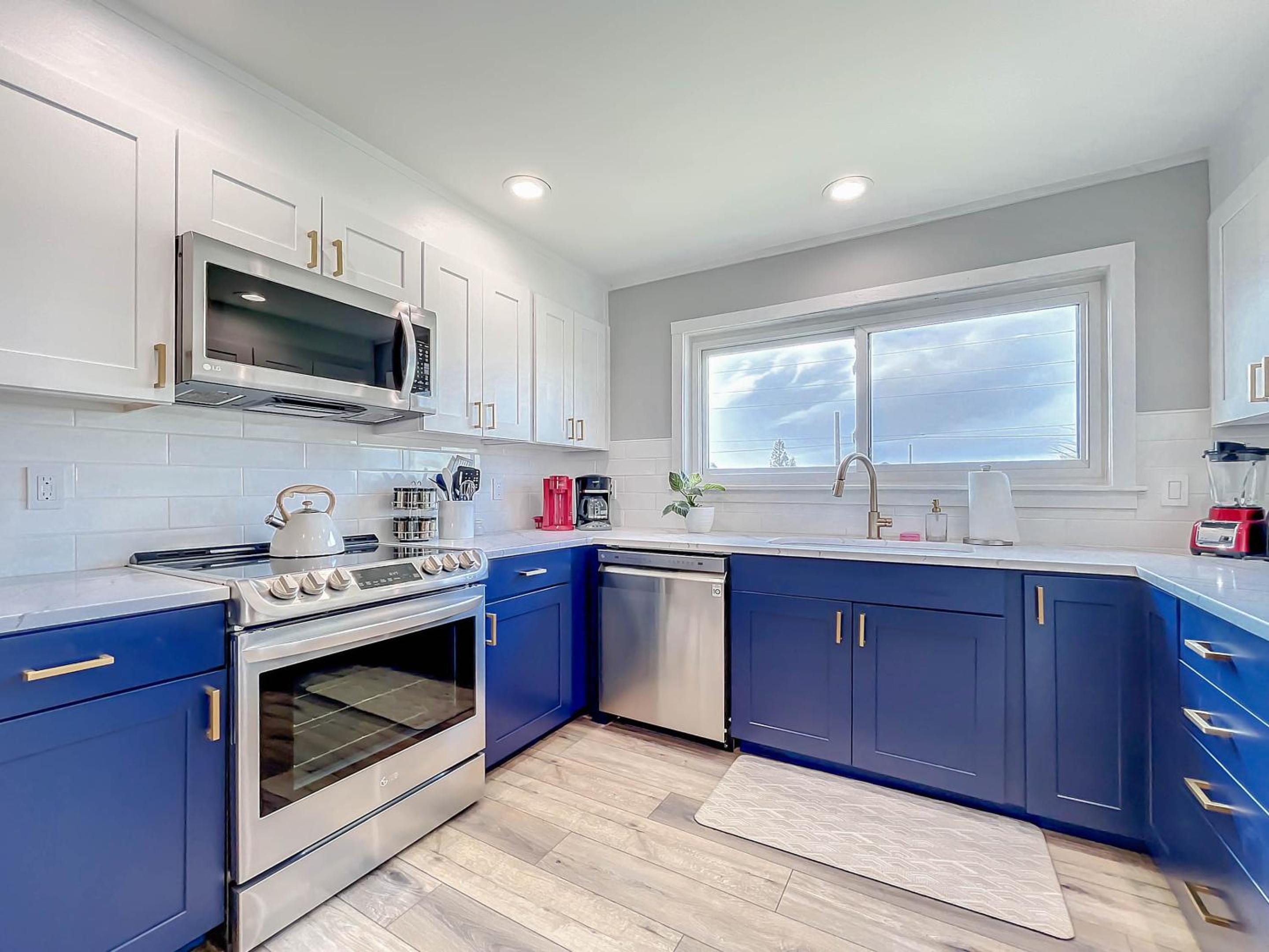 Octopus Garden A Luxurious Townhome Overlooking Pool Ocean Views