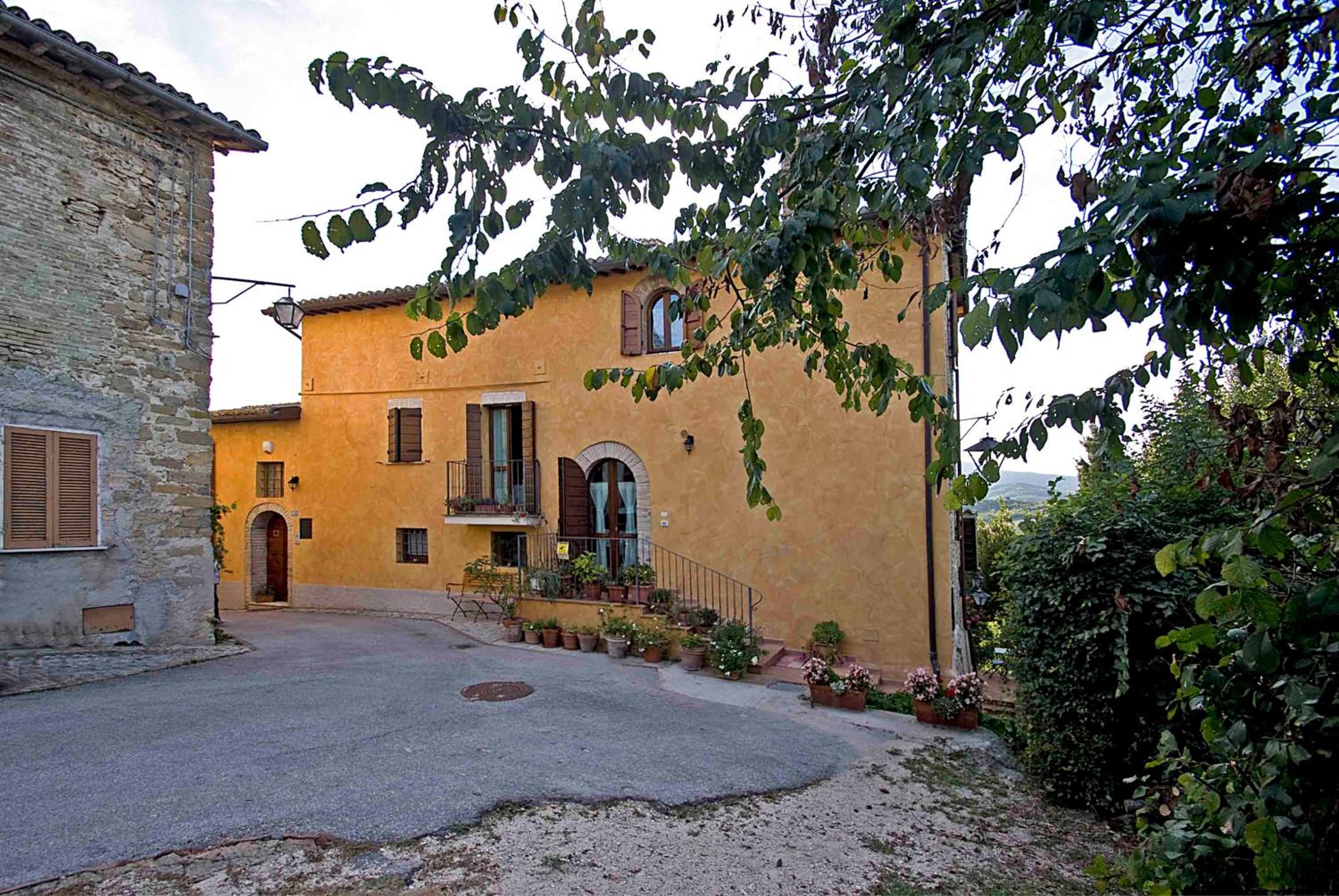Casale del Monsignore