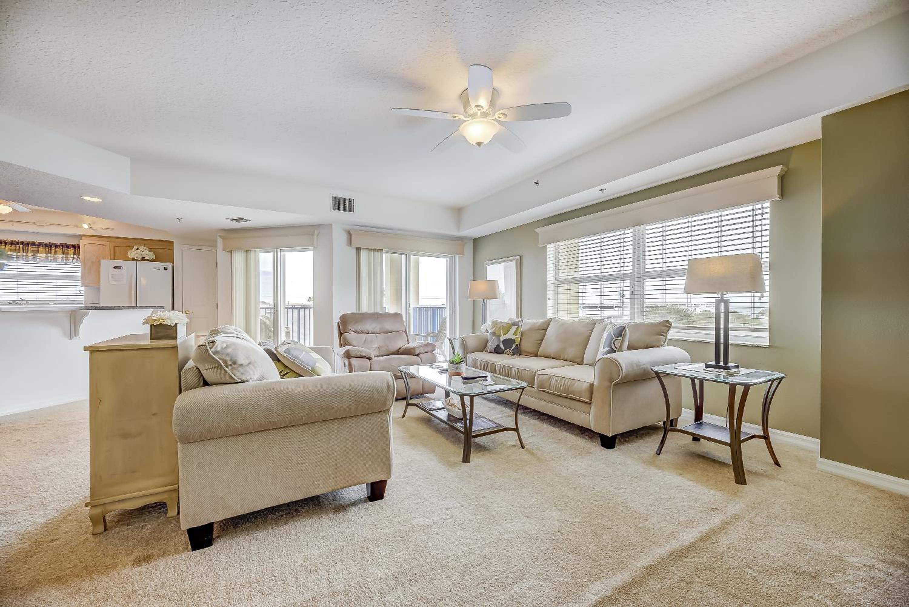 Ocean Browns Bay Views Corner Unit 2 Balconies OW4-407 view 3