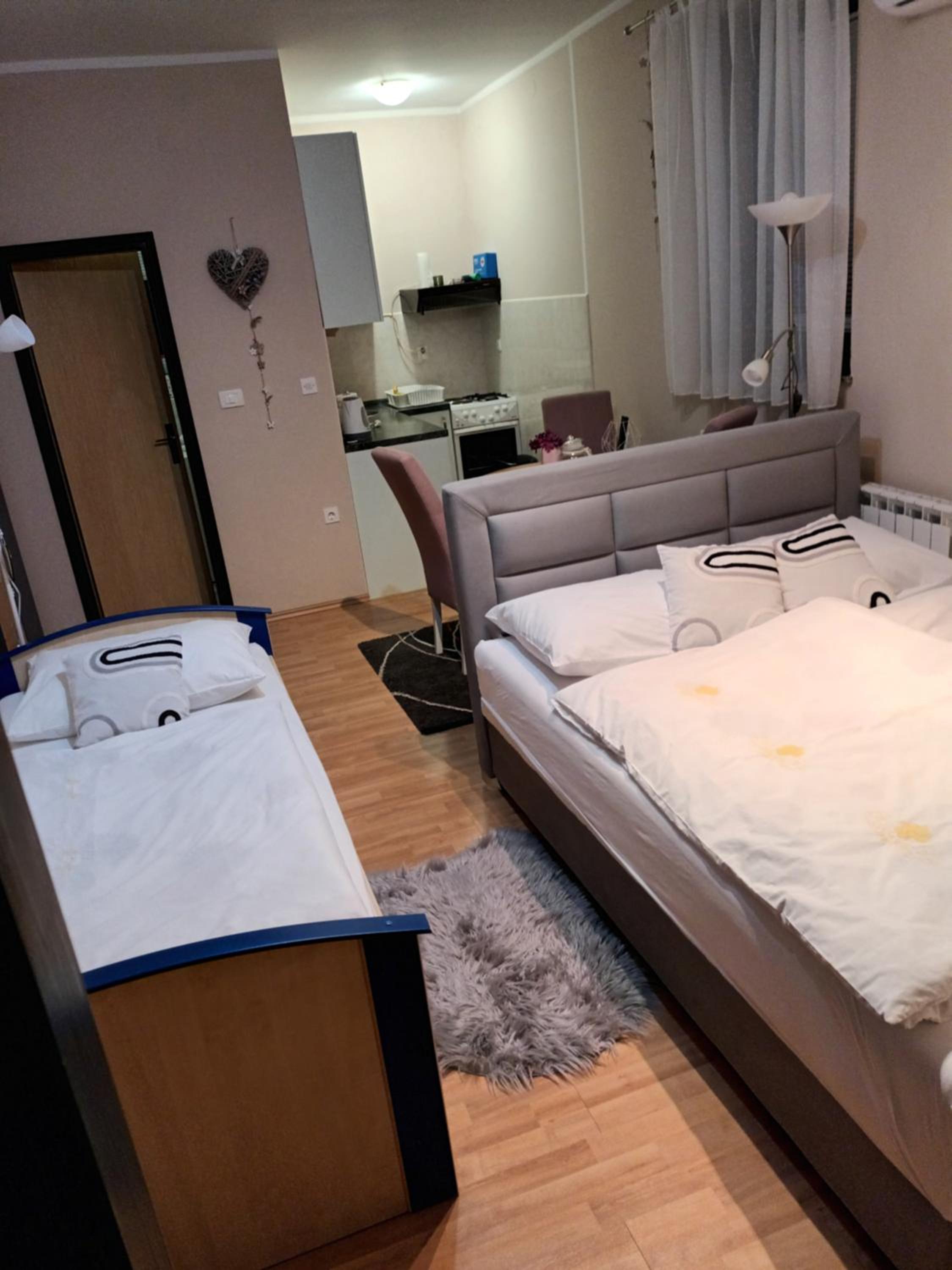 Studio apartman Salopek