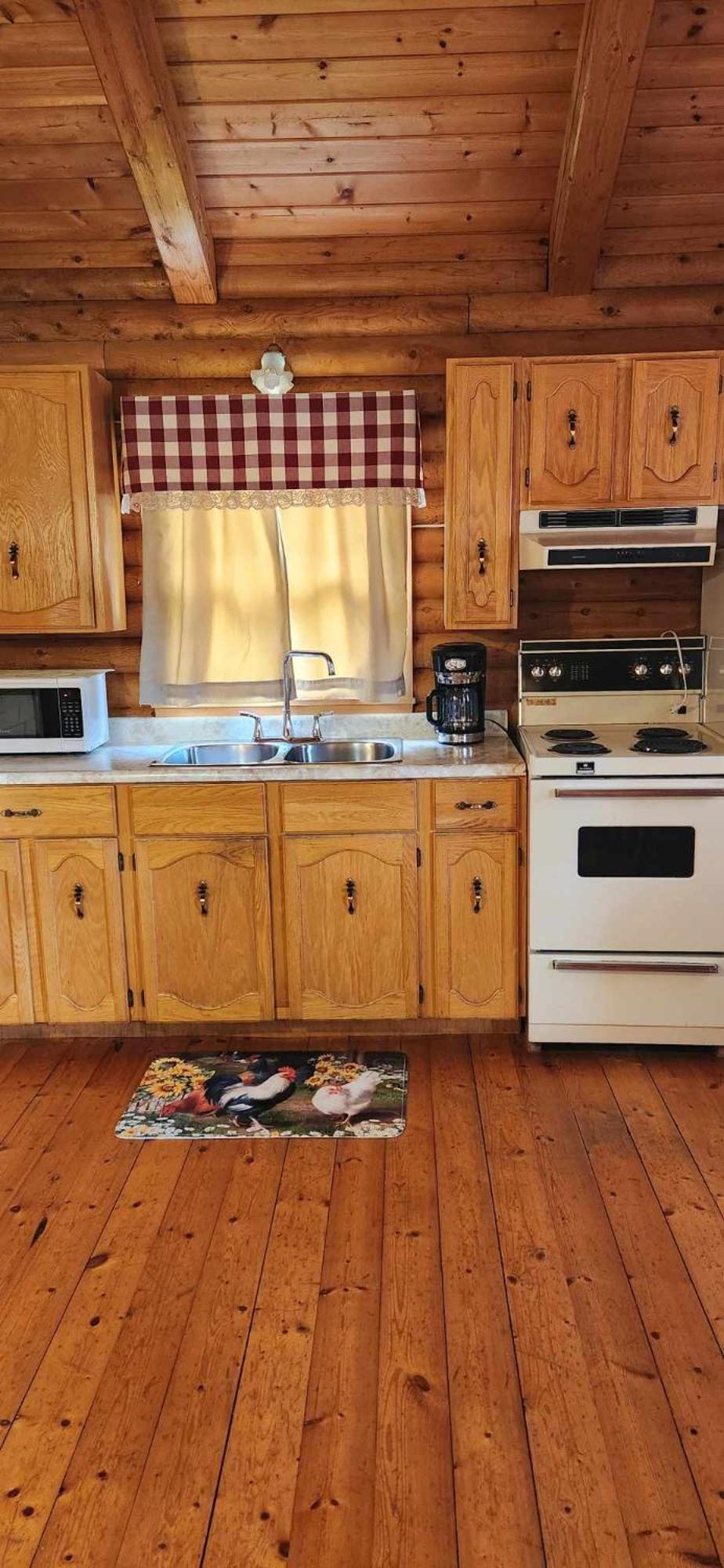 Cajun Cedar Log Cottages Ltd