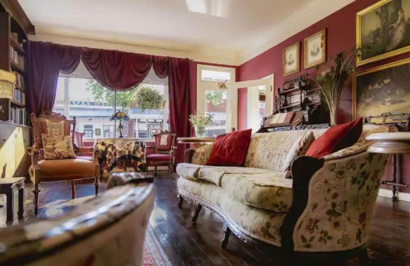Weaverville Hotel