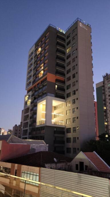 Studio Novo Alto Padrão - Centro