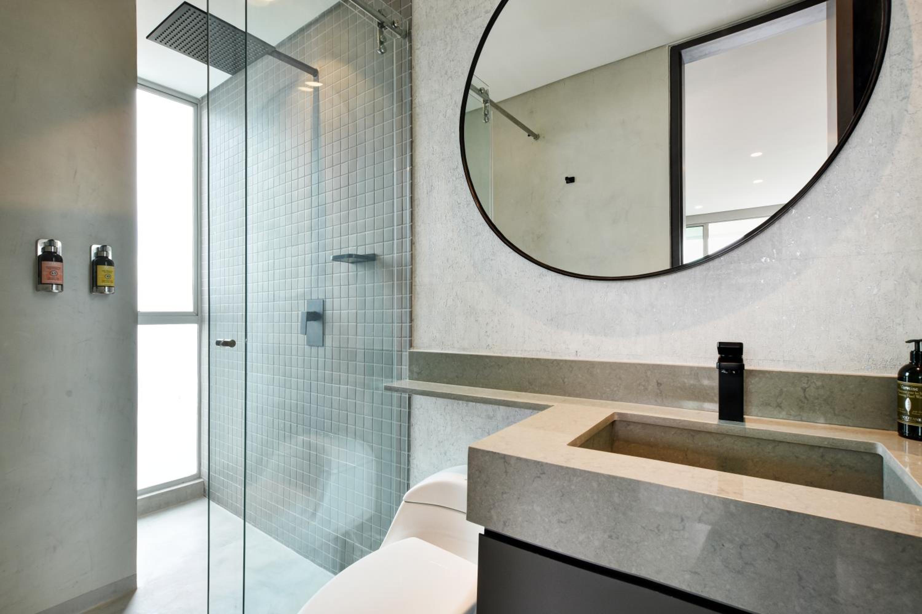 Blux Apartments Medellin