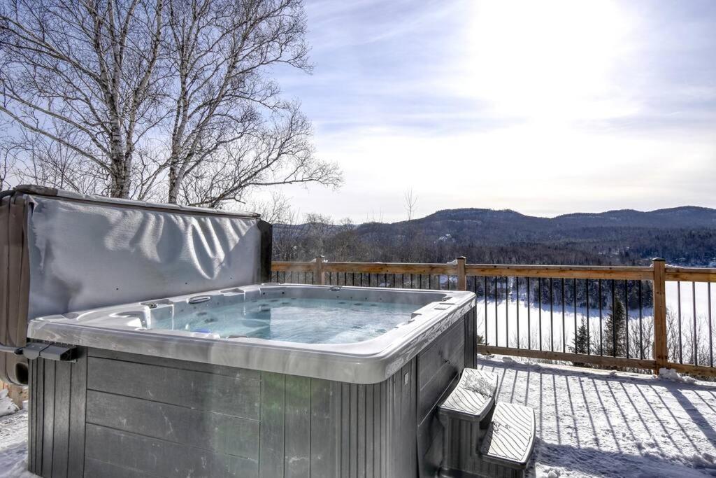 Lakeview Luxe Chalet Private Jacuzzi Lake Access