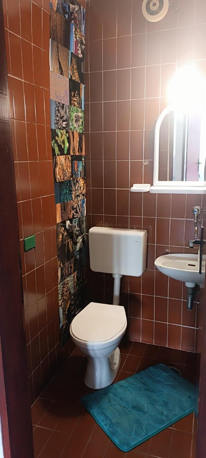 Ira Apartment