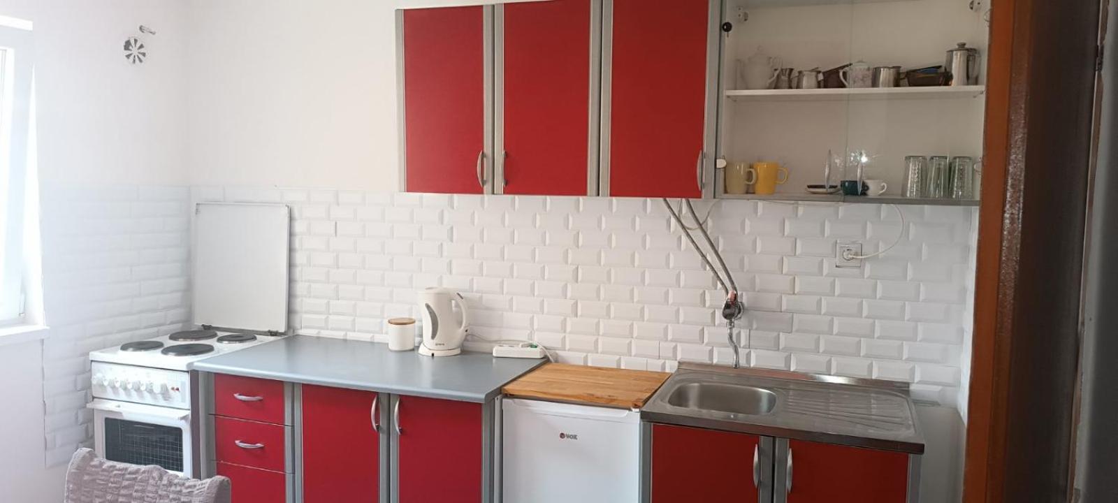 Ira Apartment