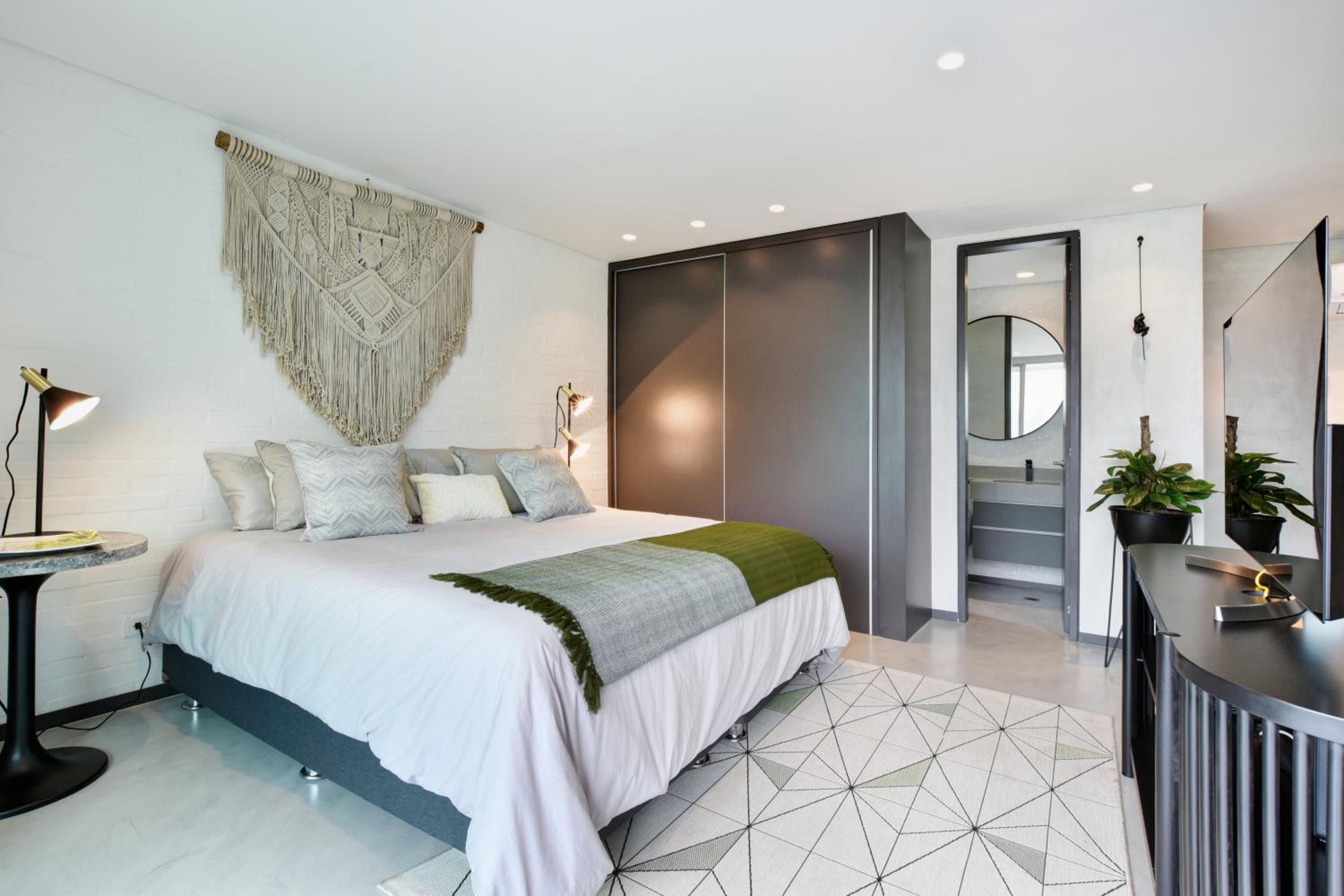 Blux Apartments Medellin