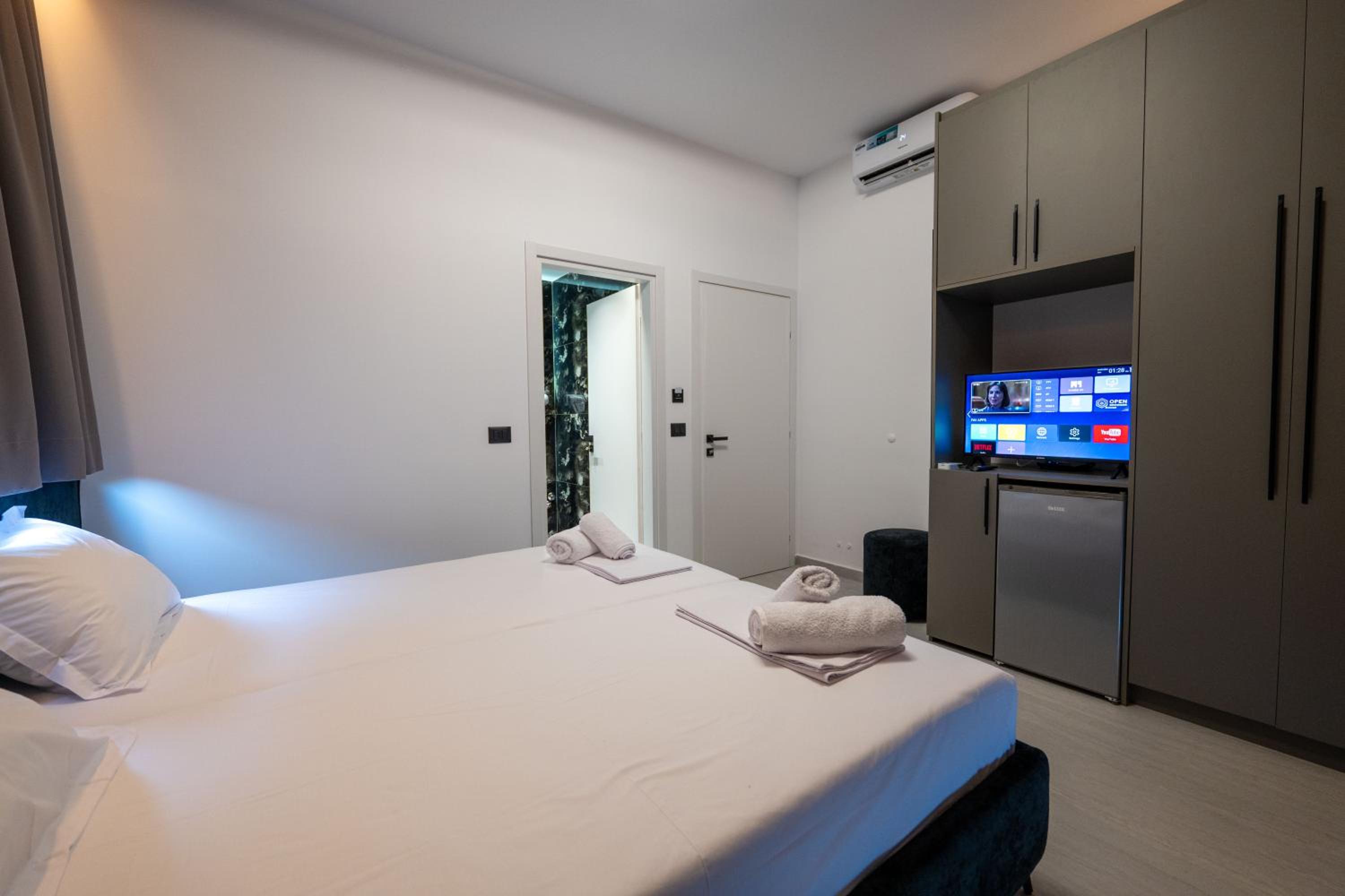 Euphoria Apartments