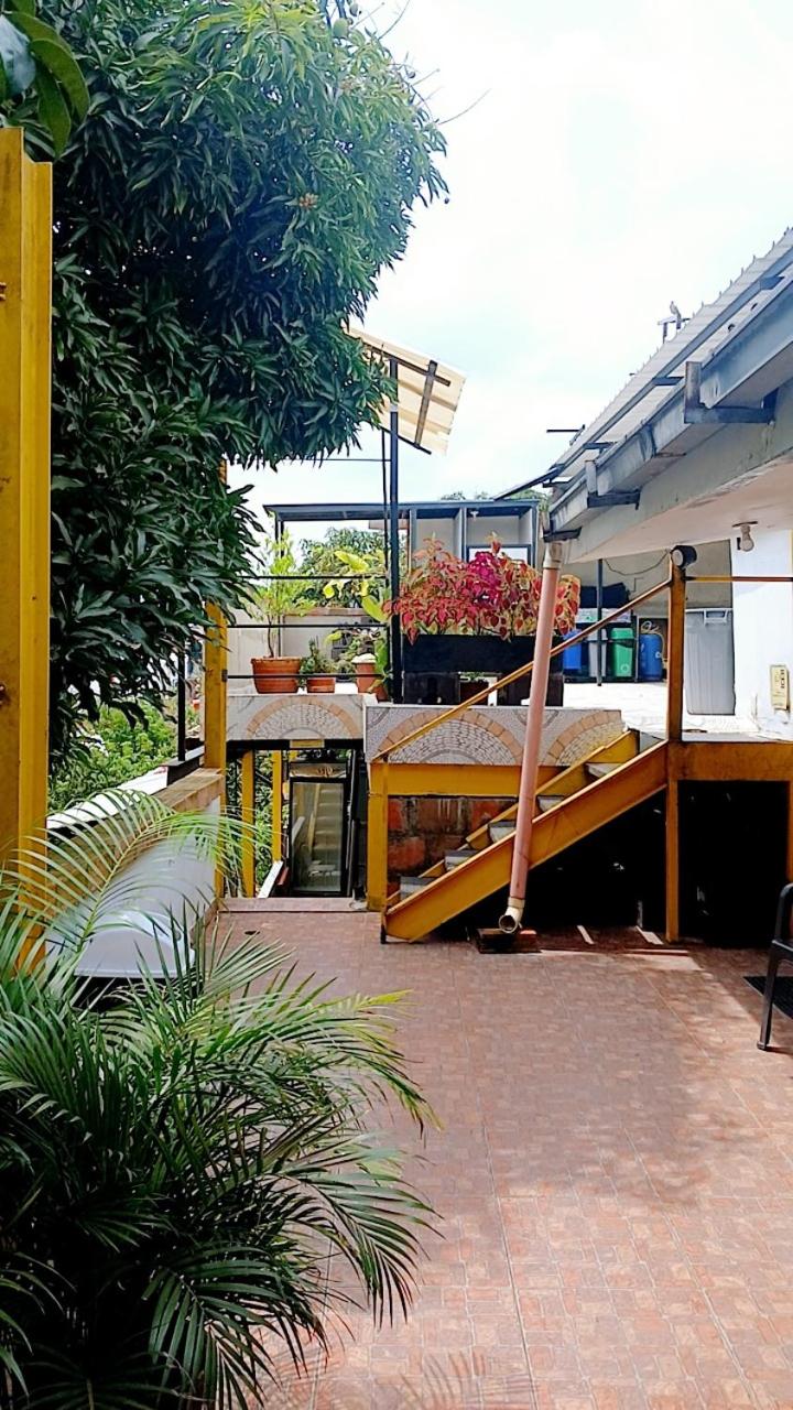 Casa Amarilla Hostel - Cali