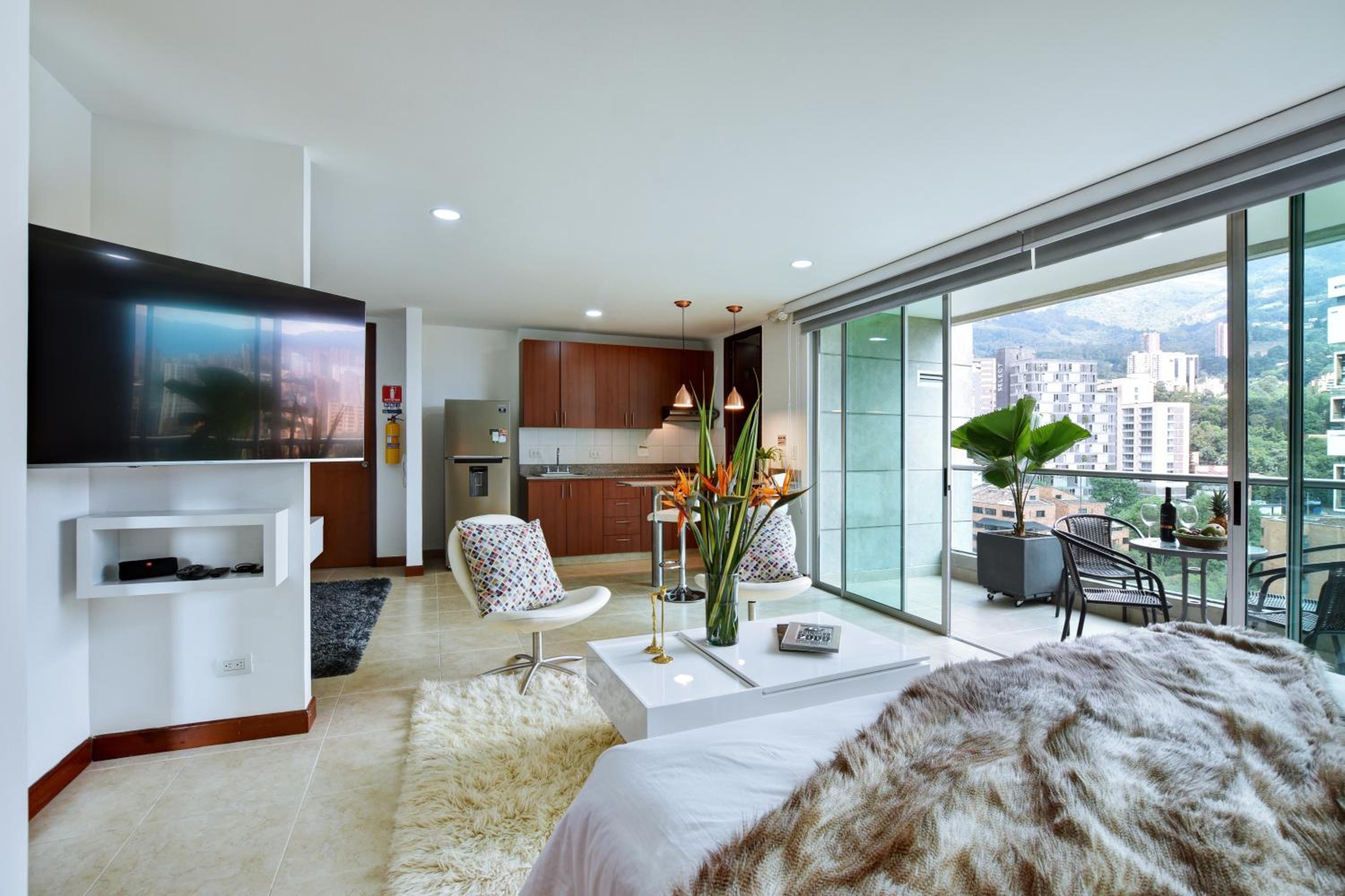Blux Apartments Medellin