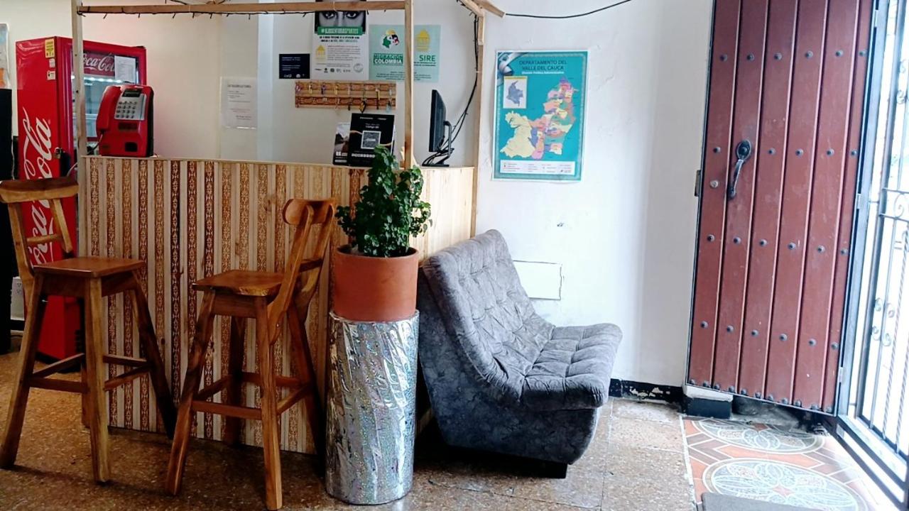 Casa Amarilla Hostel - Cali