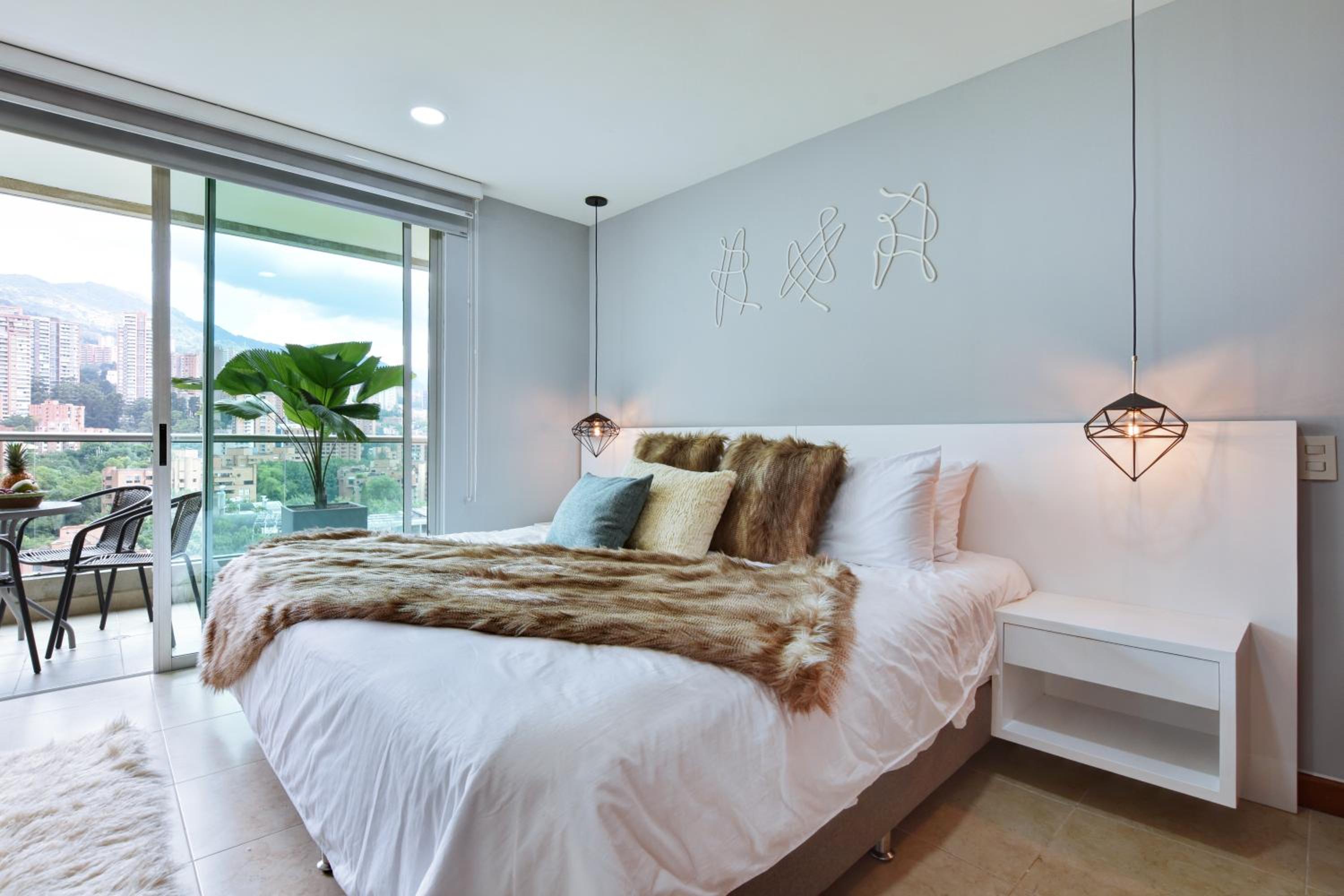 Blux Apartments Medellin