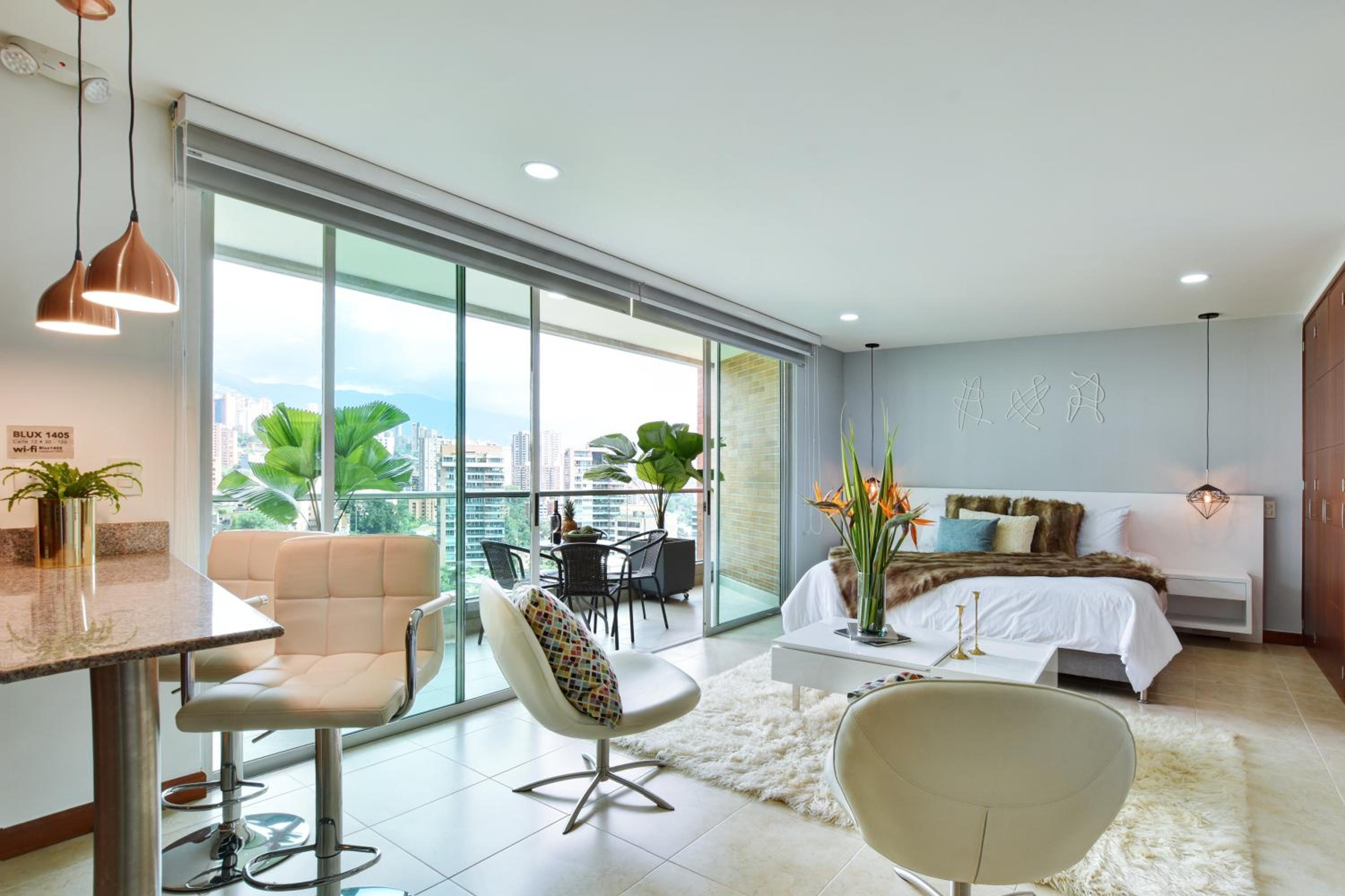 Blux Apartments Medellin