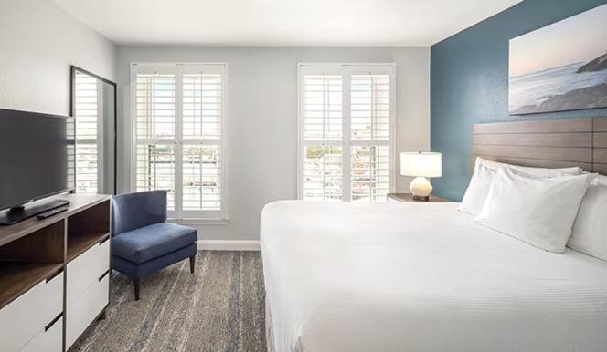 Club Wyndham Newport Onshore 2