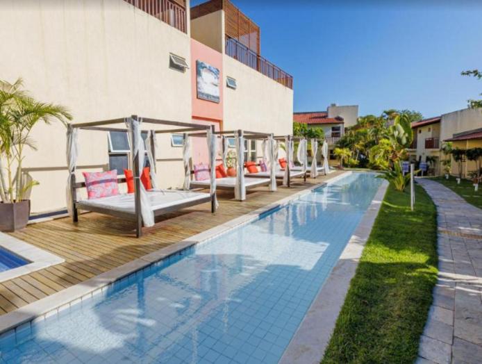 Flat incrível no Solar Águas, em frente a piscina principal