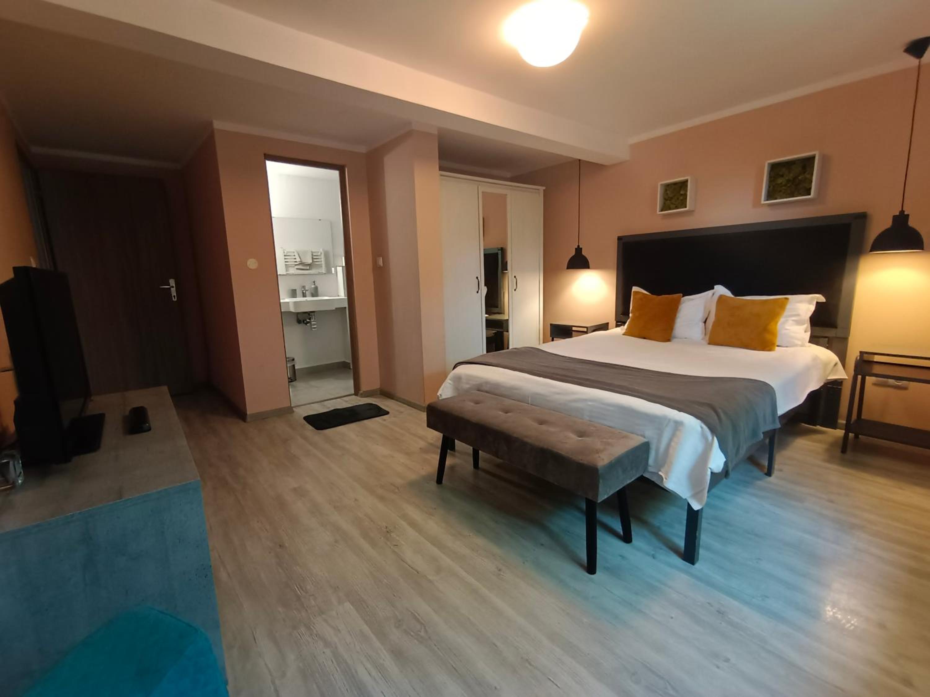 hotel room