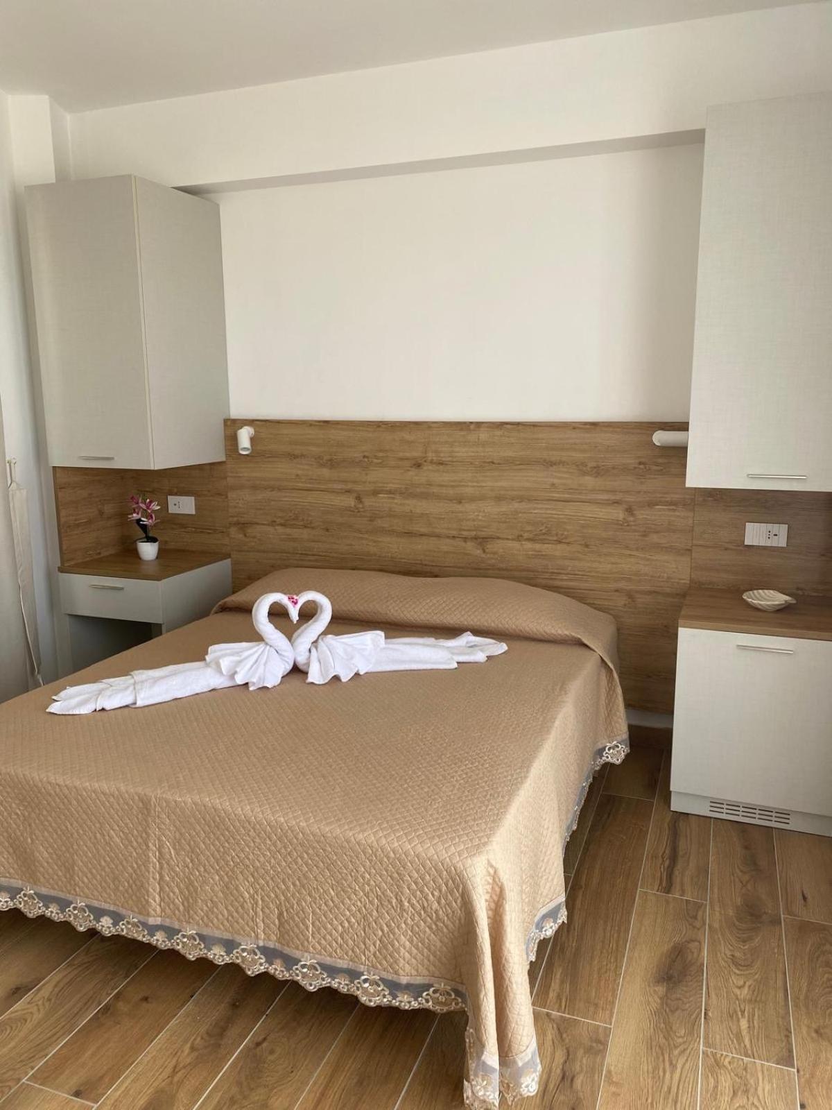 A crita suite