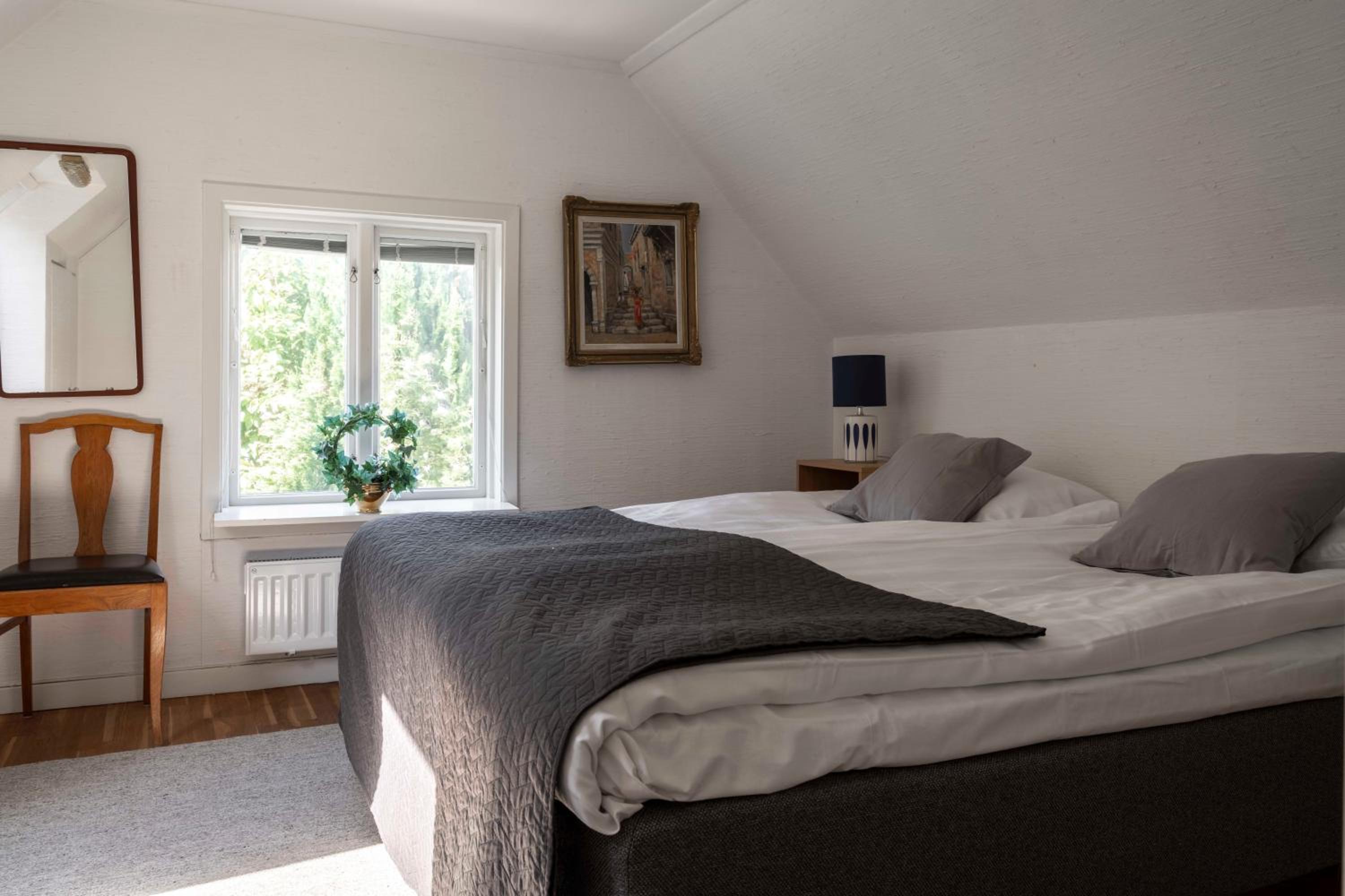 Charming 5-Bedroom House in Central Visby with View