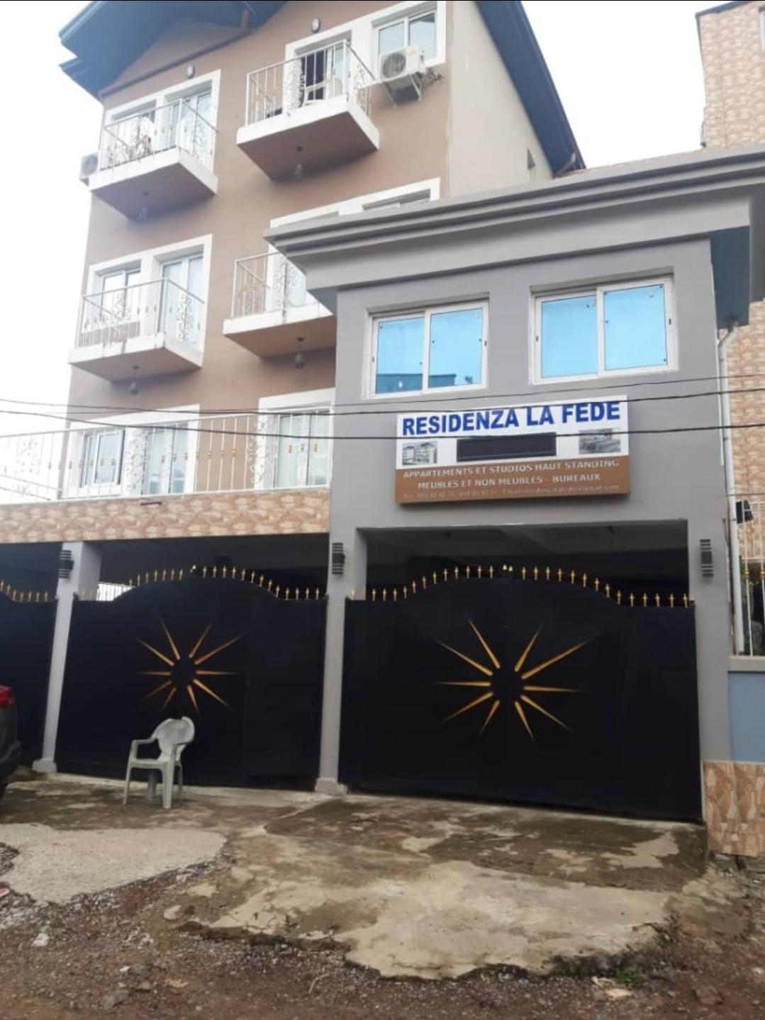 Inaya's Luxury Home Bonapriso